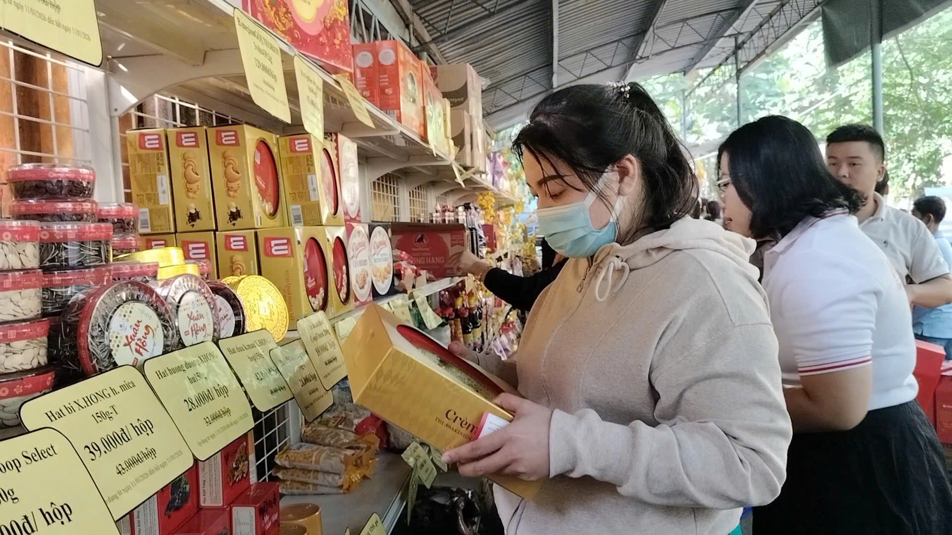 An tâm đón Tết - Ảnh 1.