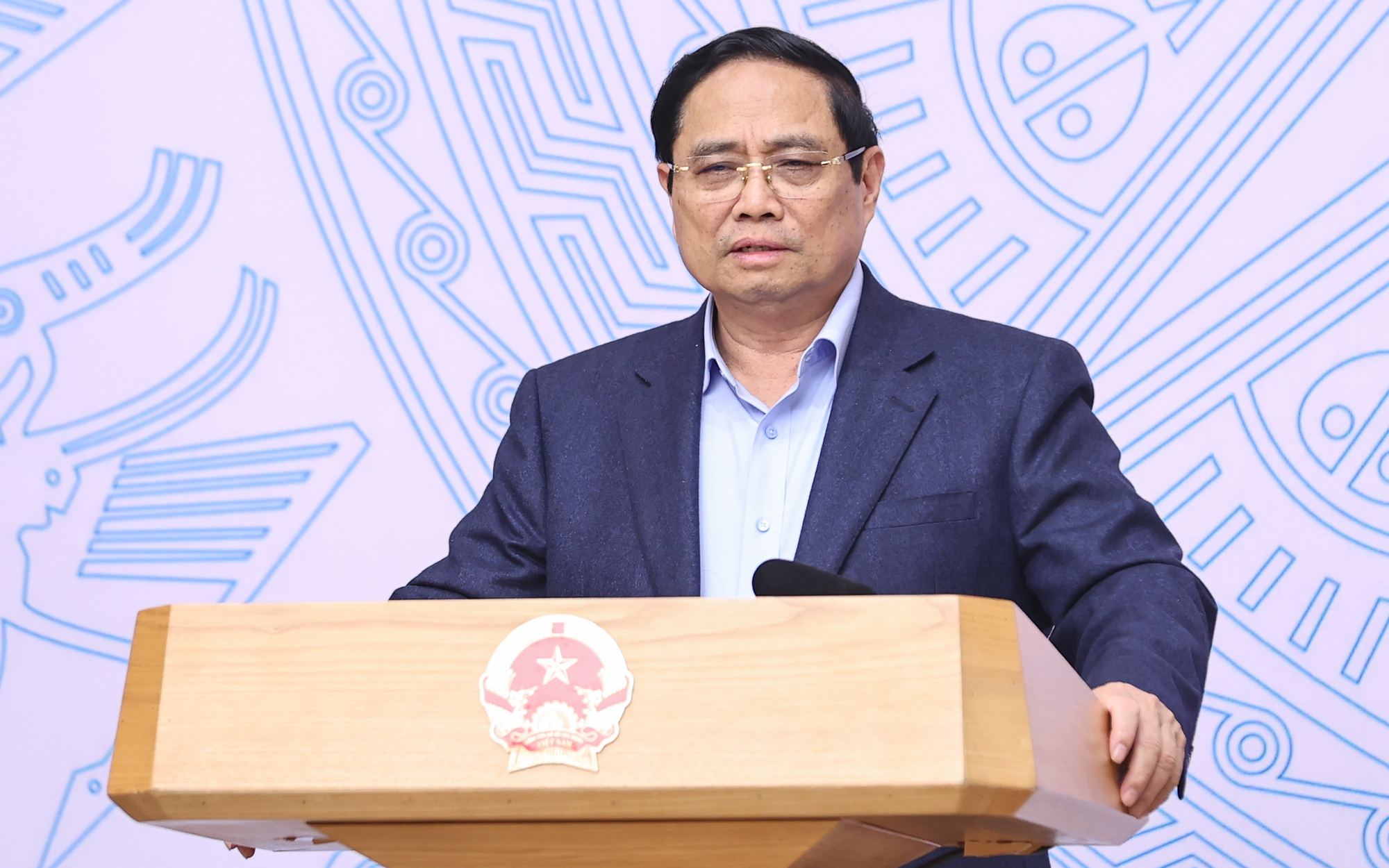 Thủ tướng yêu cầu Bộ NN-MT đề xuất quy định xử lý pin xe điện