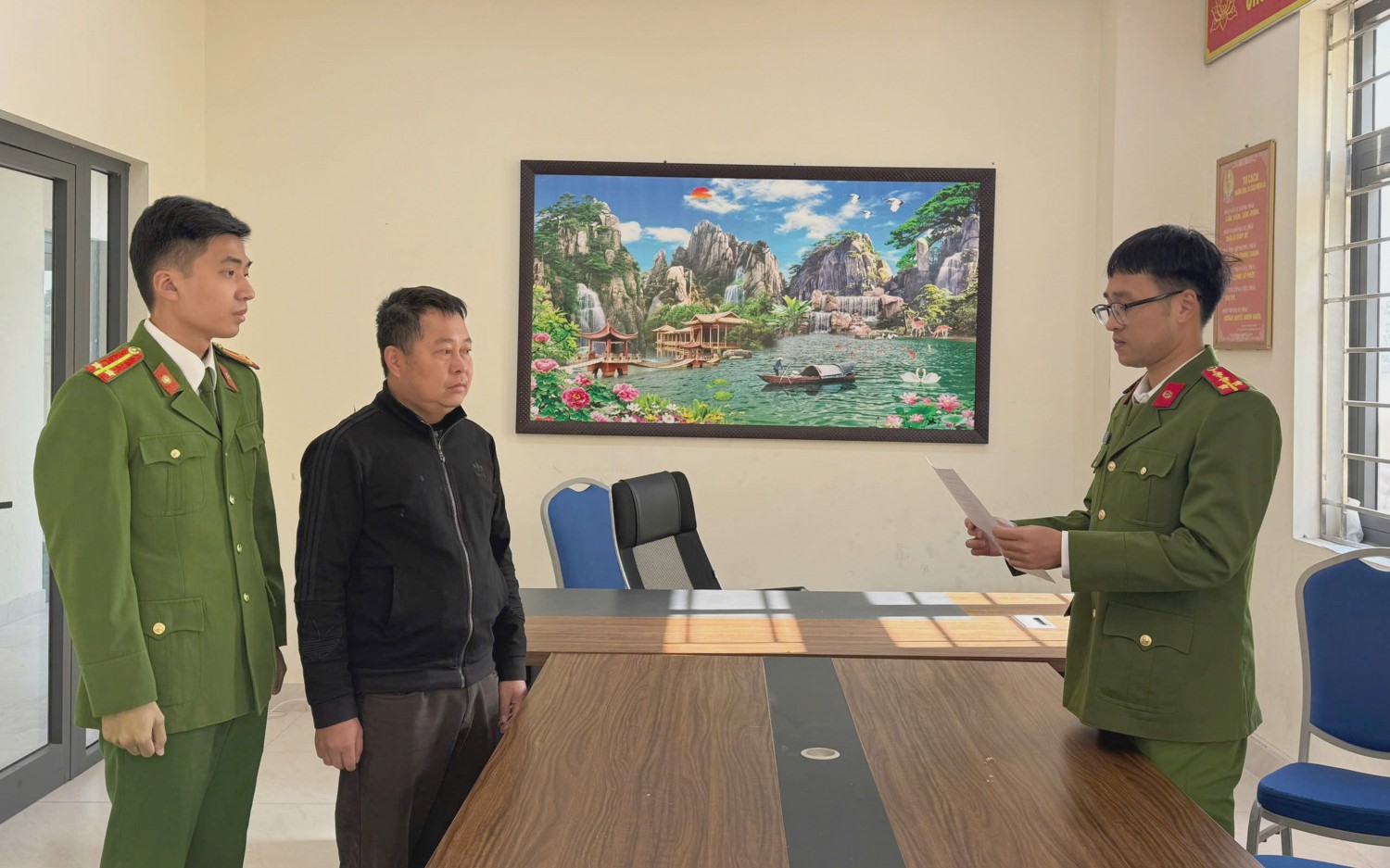 Một giám đốc bị khởi tố