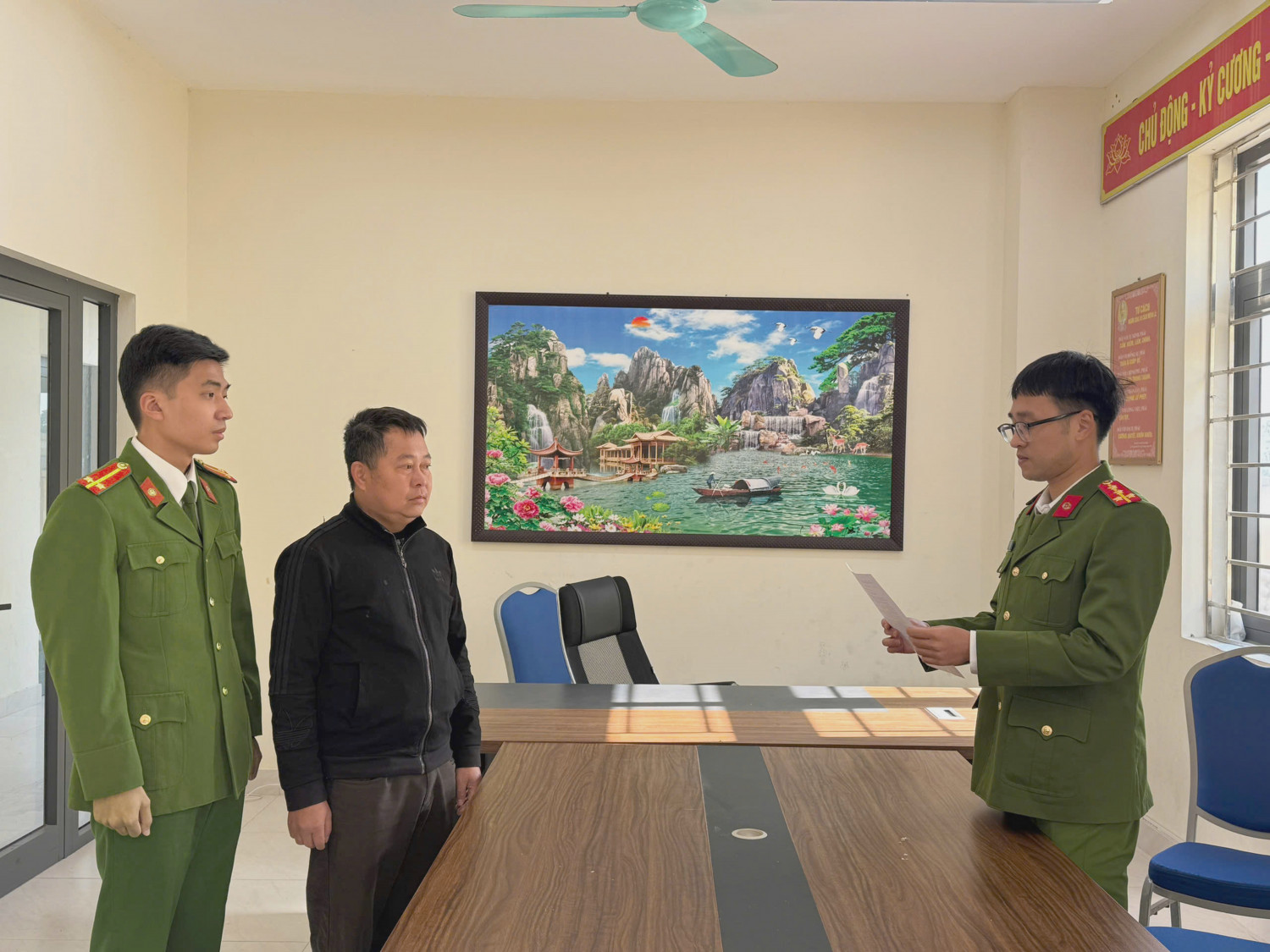 Khởi tố giám đốc về vi phạm an toàn lao động gây hậu quả nghiêm trọng - Ảnh 1.