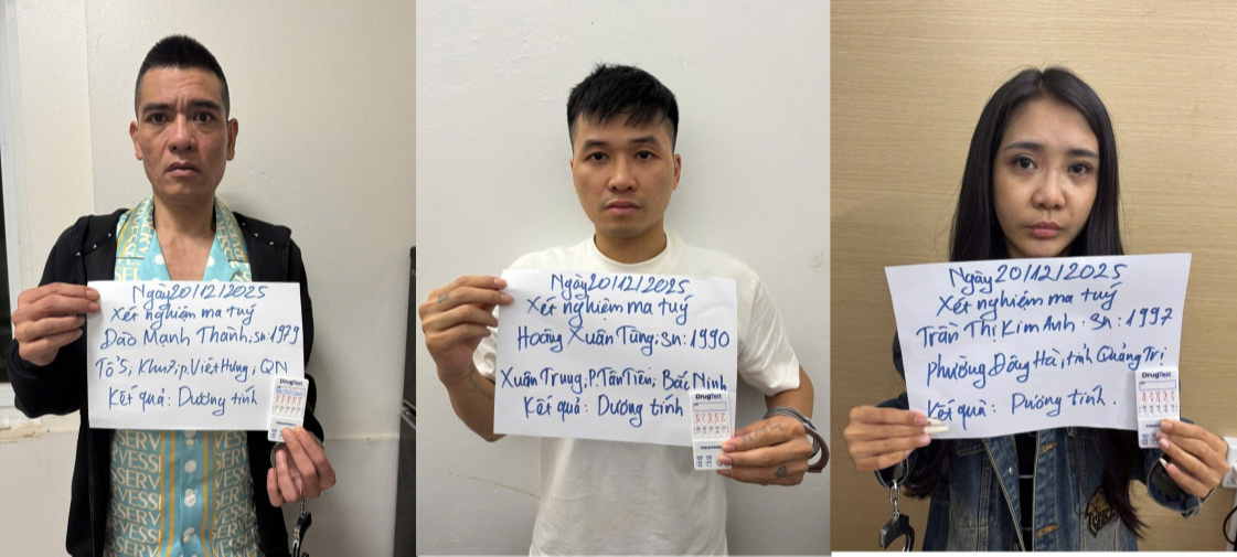 Kiểm tra căn hộ chung cư ph&aacute;t hiện mua b&aacute;n d&acirc;m v&agrave; sử dụng tr&aacute;i ph&eacute;p chất ma t&uacute;y - Ảnh 1.