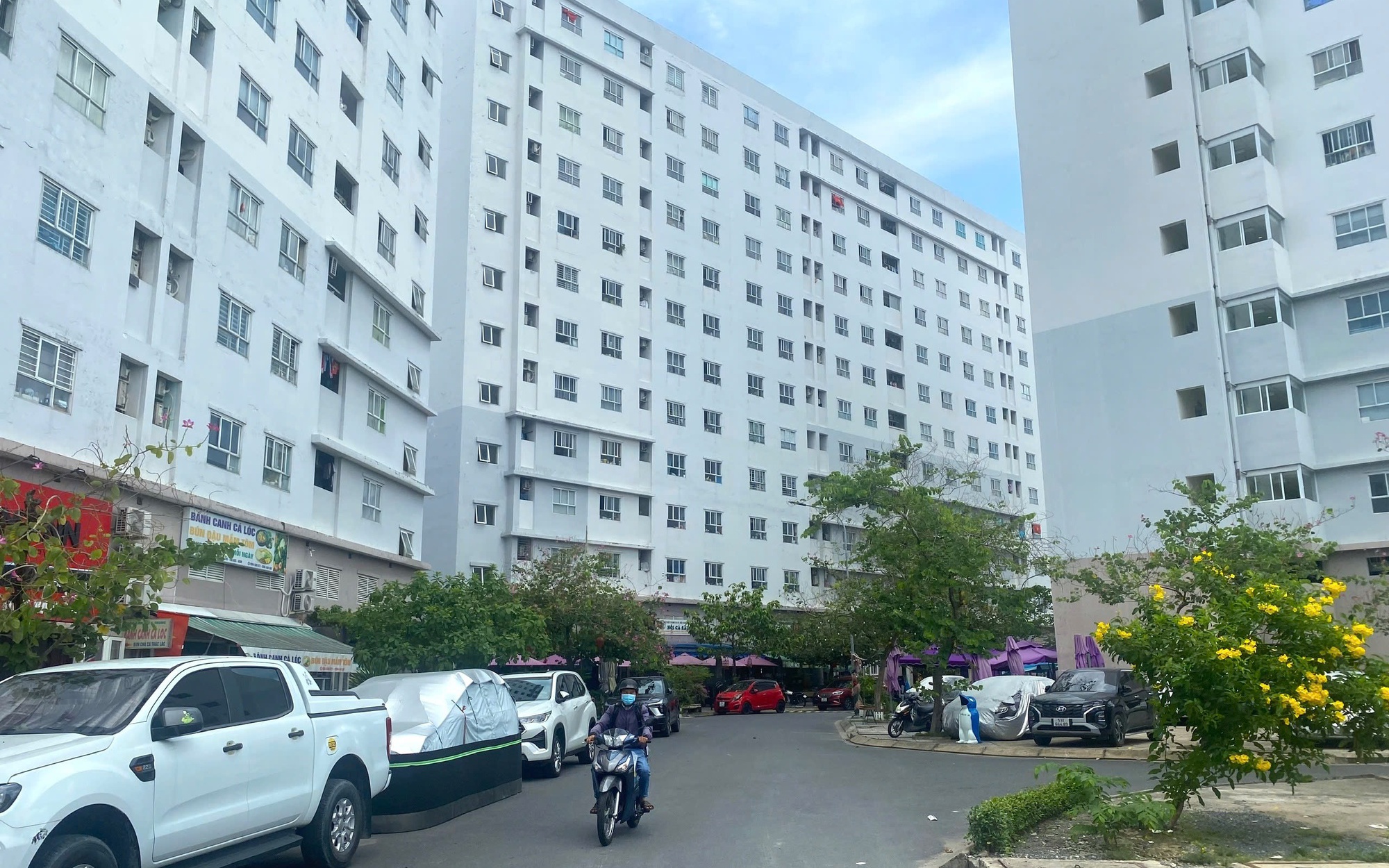 Để giá nhà không bỏ xa thu nhập