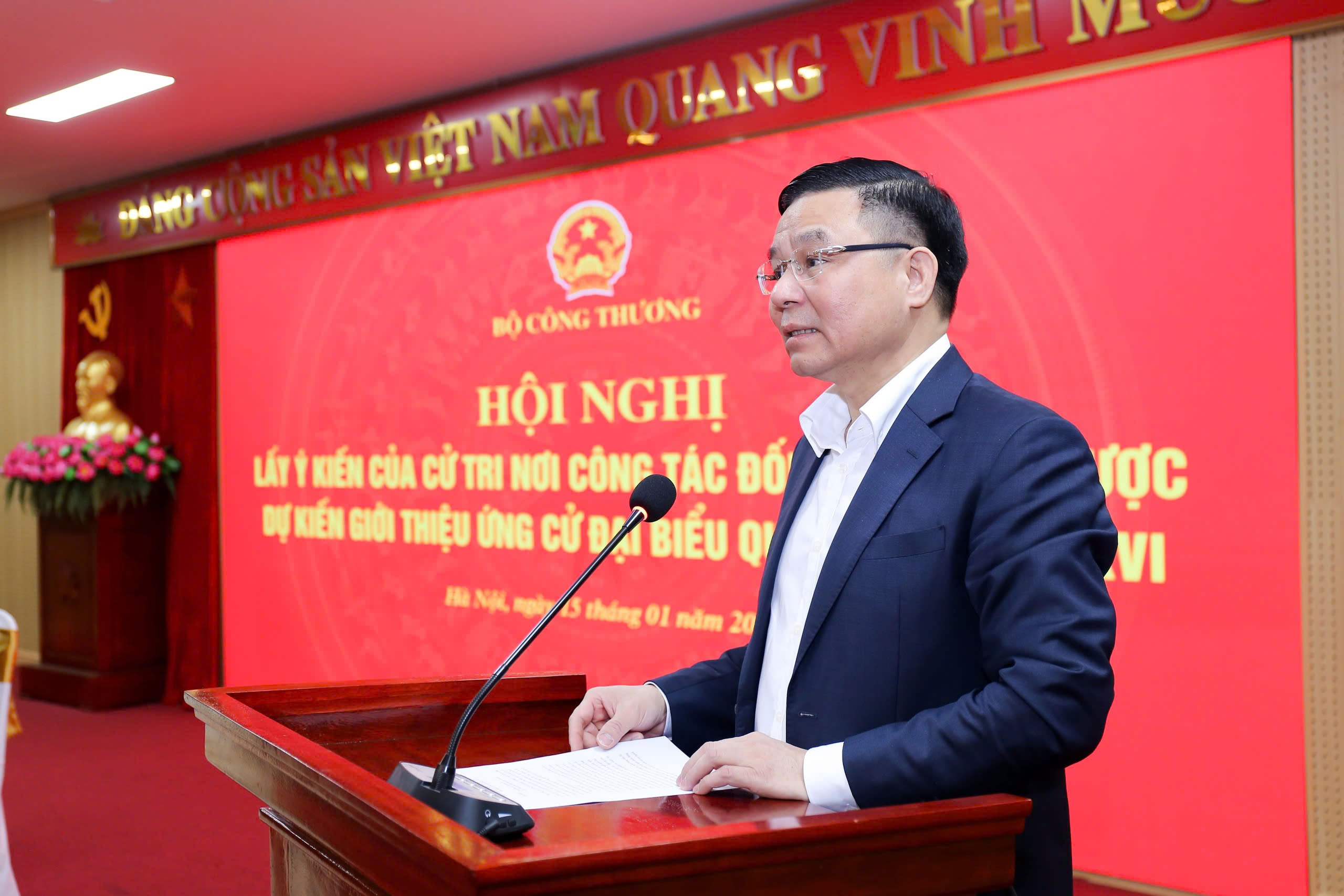 Quyền Bộ trưởng Bộ Công Thương Lê Mạnh Hùng ứng cử đại biểu Quốc hội khóa XVI - Ảnh 1.