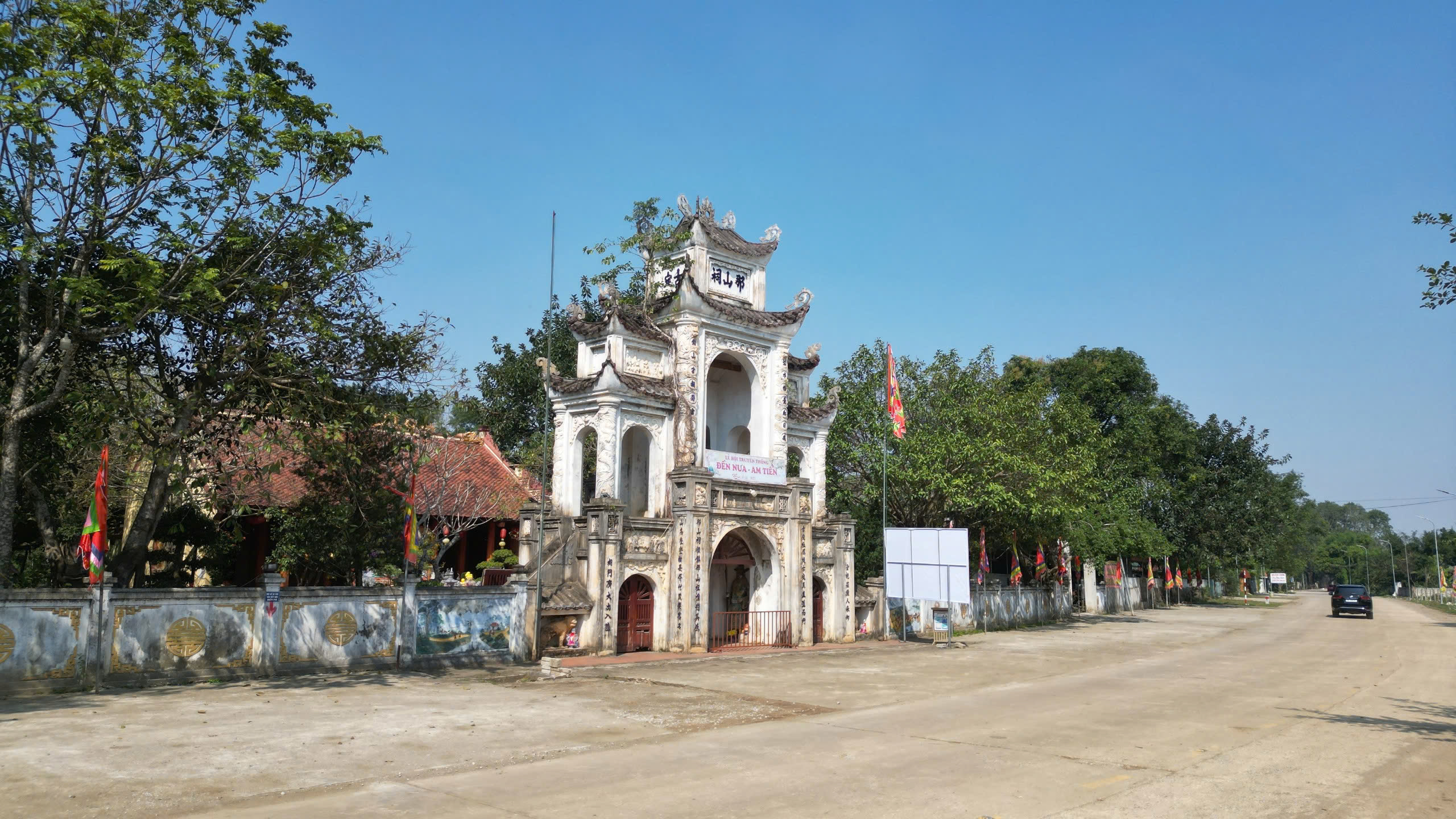 Huyệt đạo thiêng trên núi Nưa trong diện mạo mới - Ảnh 12.