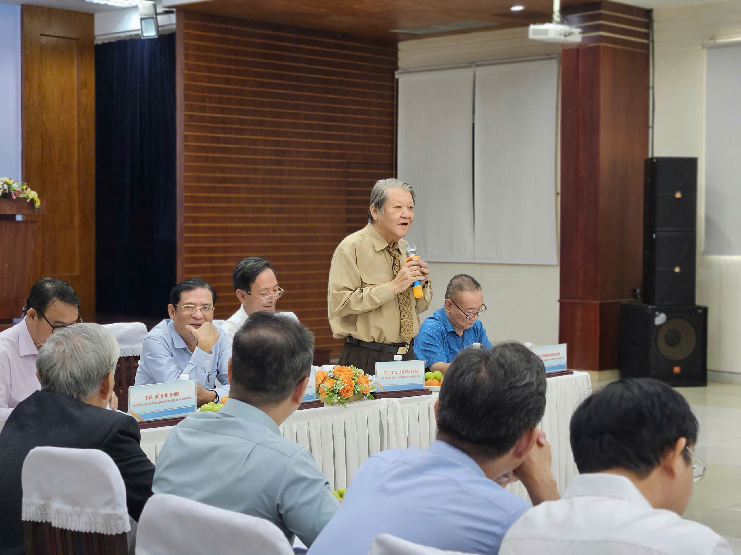 Hội Gi&aacute;o dục nghề - Ảnh 2.