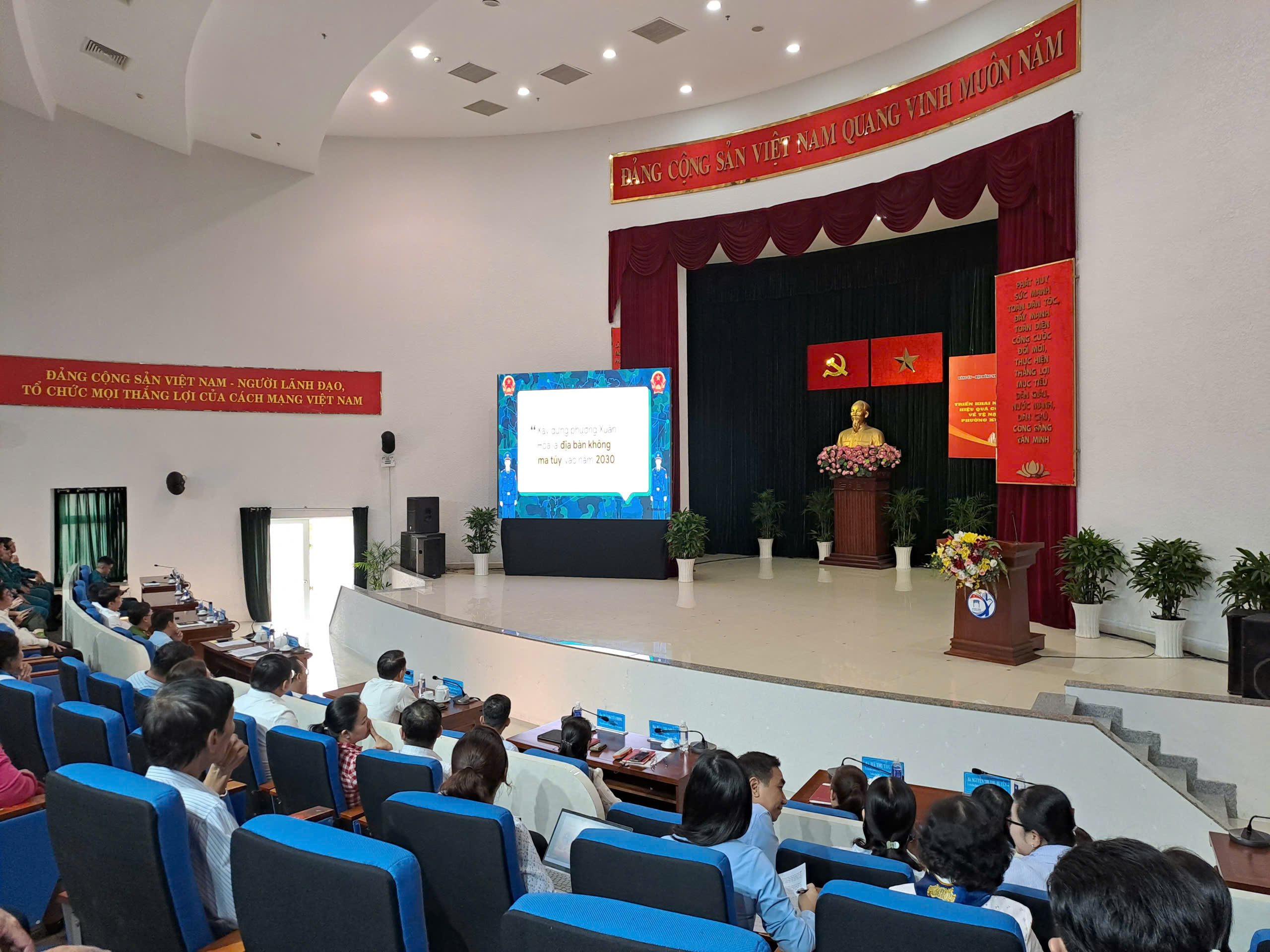 Phường Xu&acirc;n H&ograve;a triển khai nghị quyết x&acirc;y dựng địa b&agrave;n sạch b&oacute;ng ma t&uacute;y - Ảnh 4.