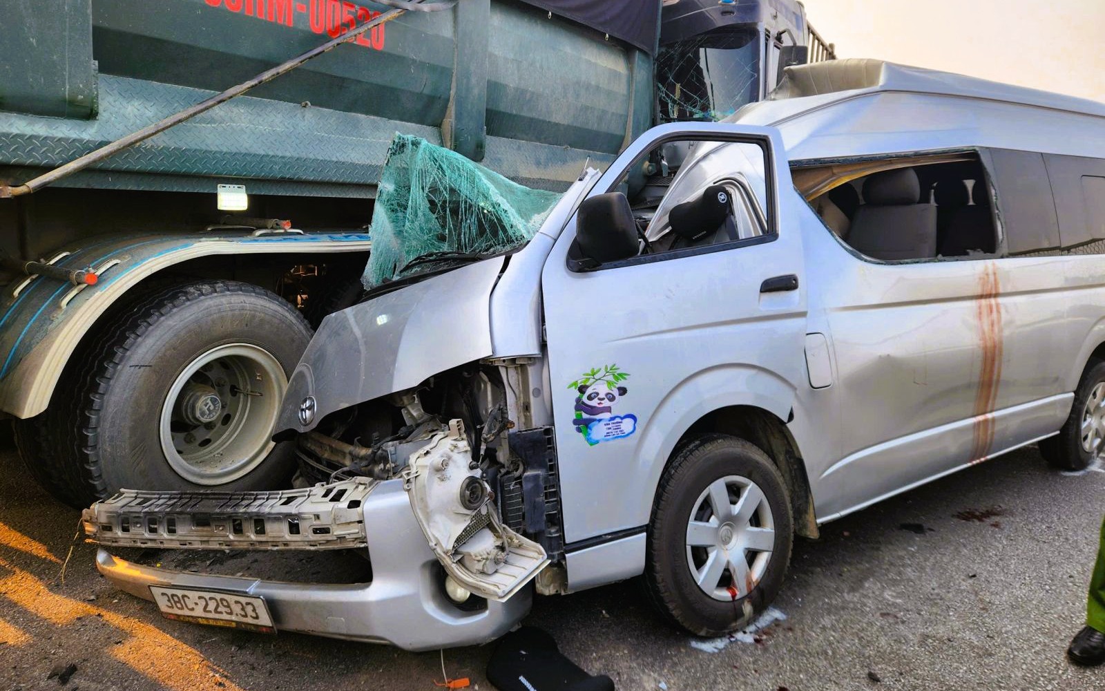 Khởi tố vụ tai nạn thảm khốc trên cao tốc khiến 4 người chết, 5 người bị thương