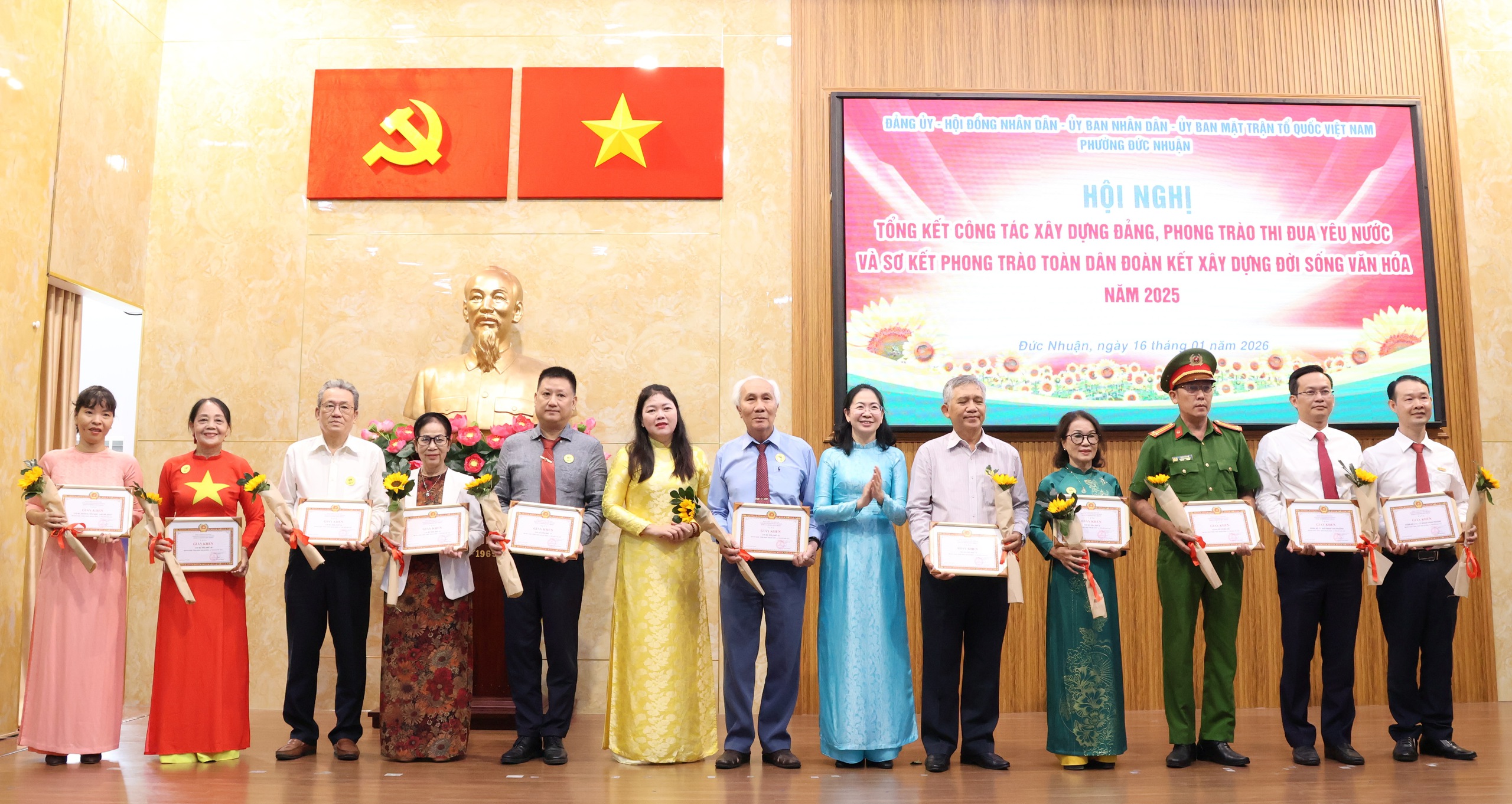 TPHCM: Đảng bộ phường Đức Nhuận ho&agrave;n th&agrave;nh xuất sắc nhiệm vụ năm 2025 - Ảnh 9.