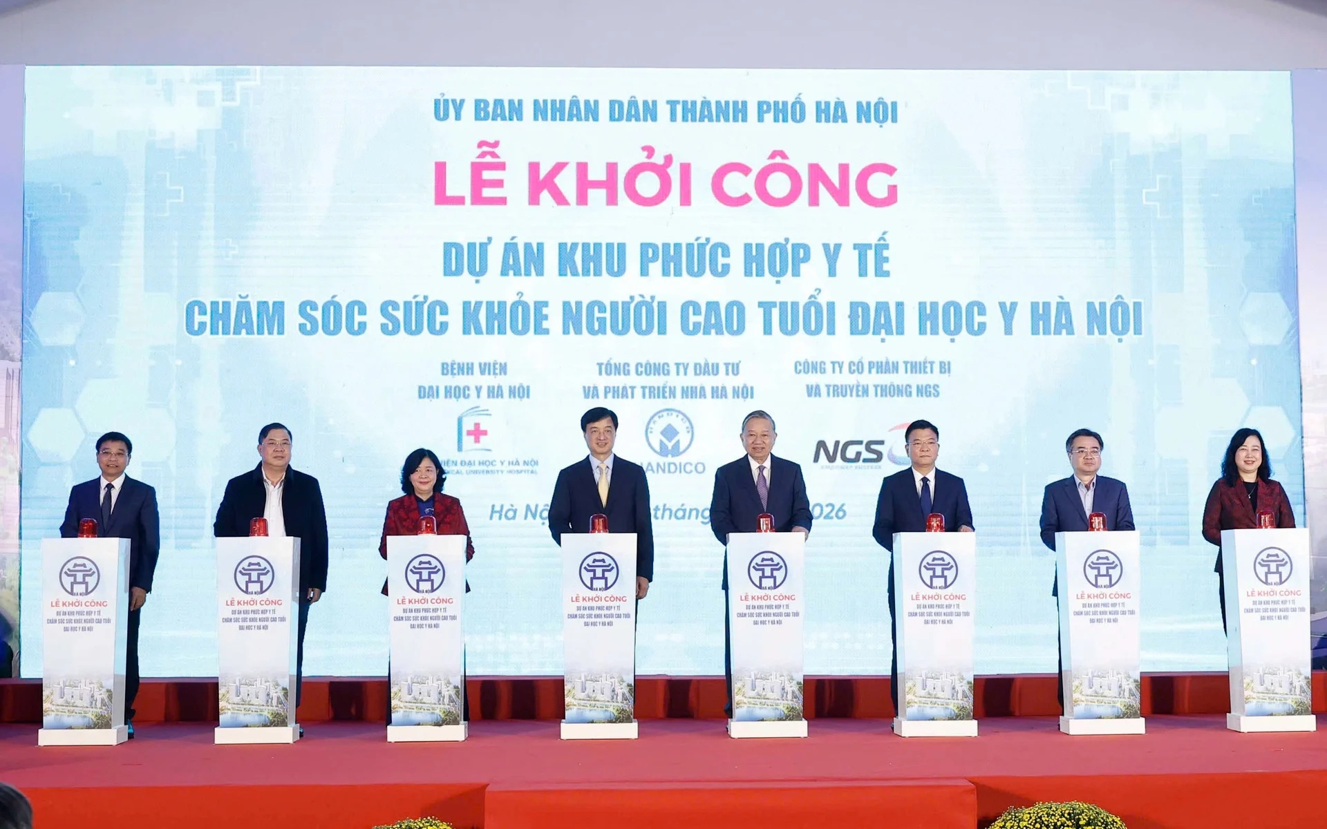 Chăm s&oacute;c to&agrave;n diện cho người cao tuổi - Ảnh 2.