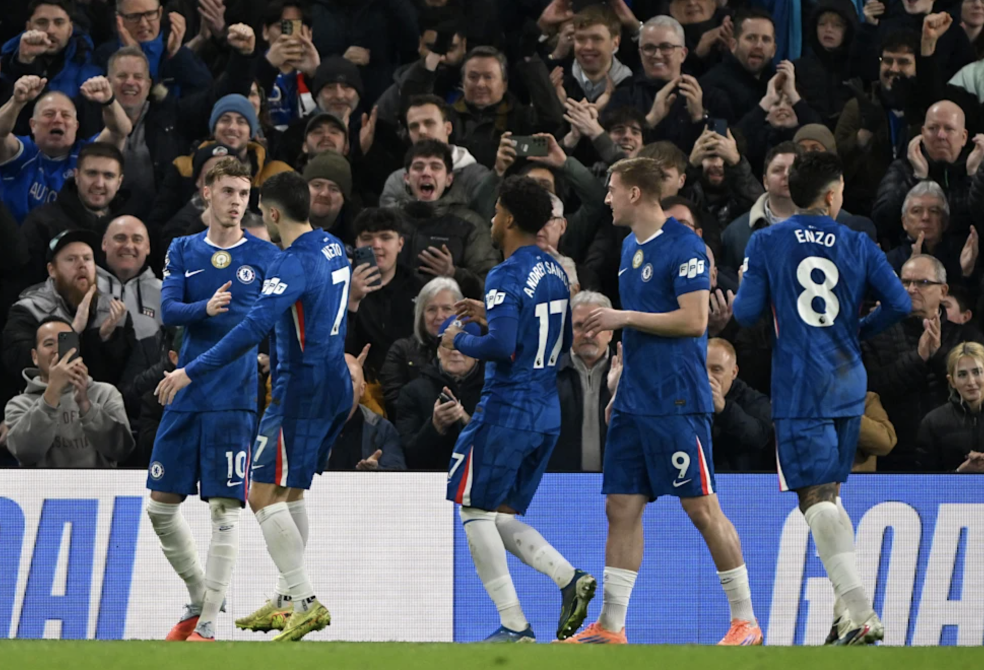 Chelsea thắng đẹp Brentford, m&atilde;n nh&atilde;n ng&agrave;y ra mắt t&acirc;n HLV Liam Rosenior - Ảnh 6.