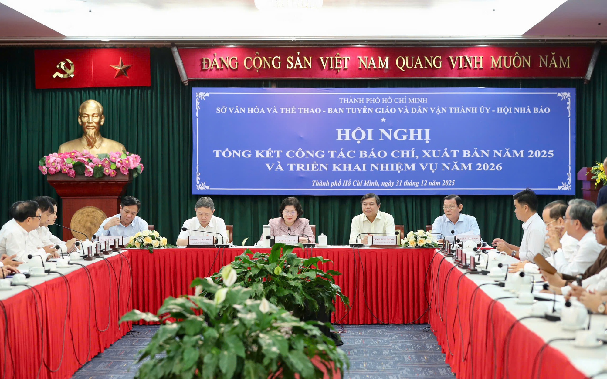 Ban Thường vụ Thành ủy TPHCM: Tập trung phát triển đảng viên trong các cơ quan báo chí
