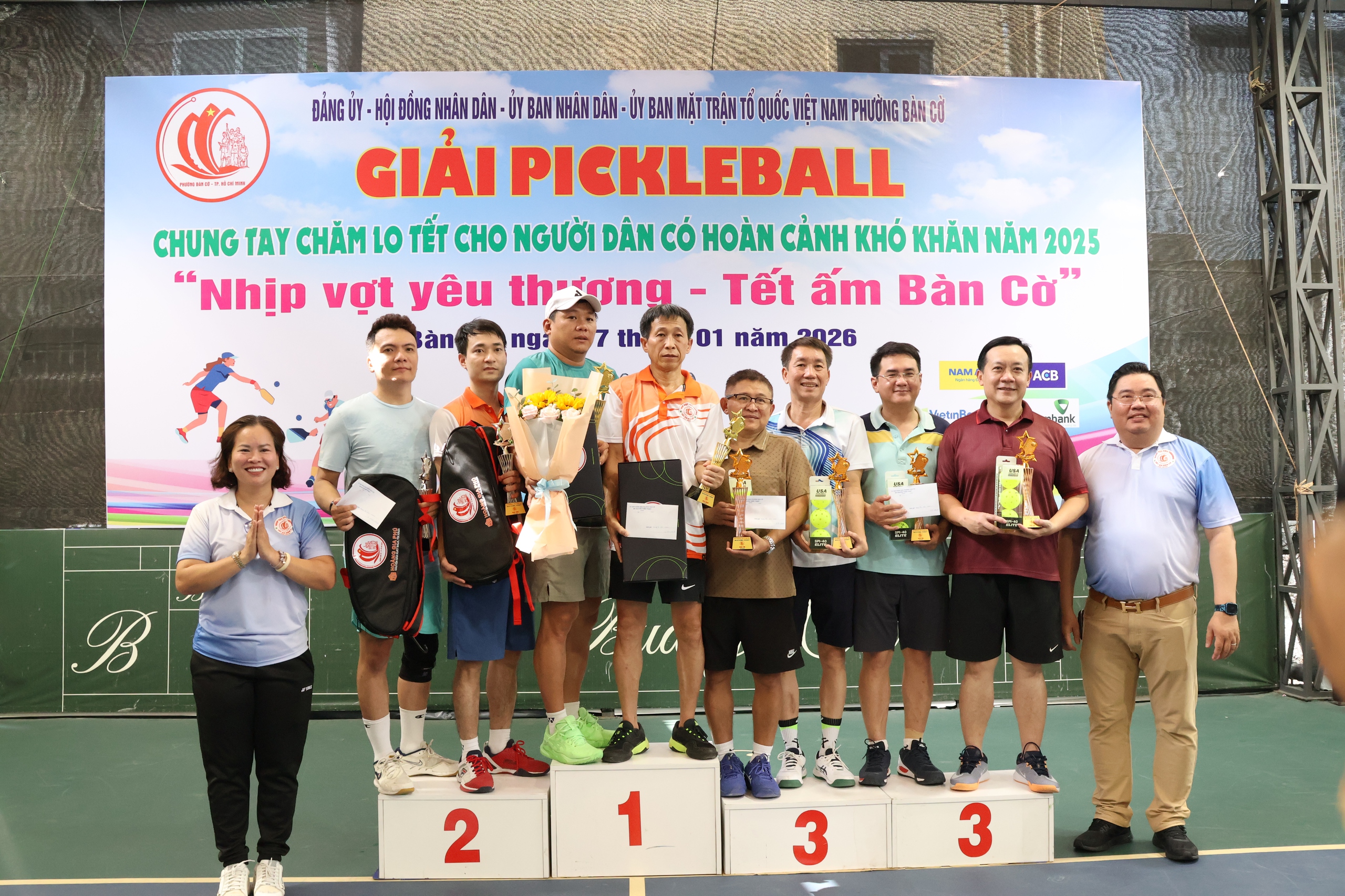 Chơi pickleball lo Tết cho người nghèo: Phường Bàn Cờ - TPHCM vận động hơn 420 triệu đồng - Ảnh 5.