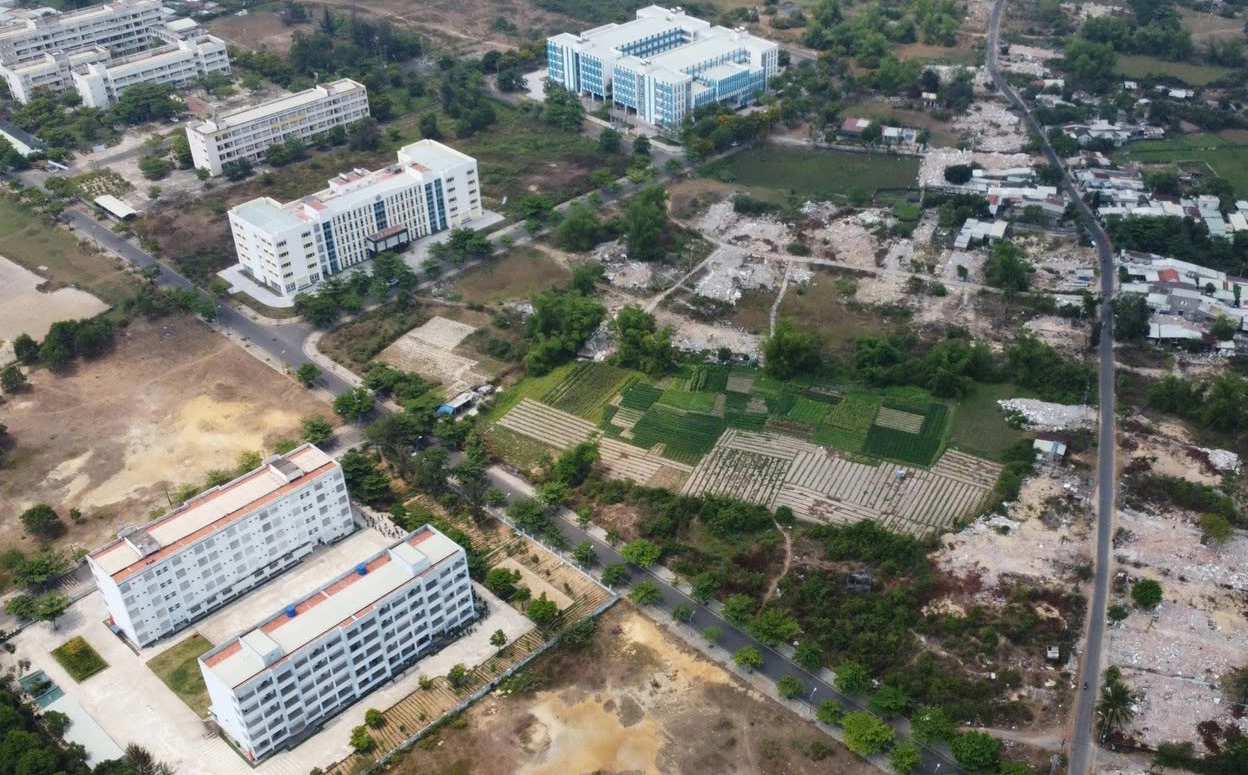 Dự &aacute;n L&agrave;ng Đại học Đ&agrave; Nẵng giải ph&oacute;ng 70 % mặt bằng sau gần 30 năm triển khai - Ảnh 1.
