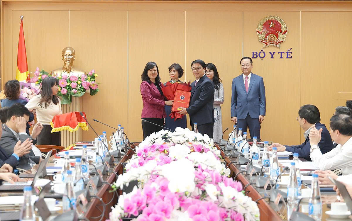 Bổ nhiệm lãnh đạo Cục An toàn thực phẩm - Ảnh 1.
