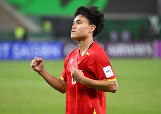 Phạm Minh Ph&uacute;c &ndash; "cơn lốc" đường bi&ecirc;n của U23 Việt Nam - Ảnh 2.