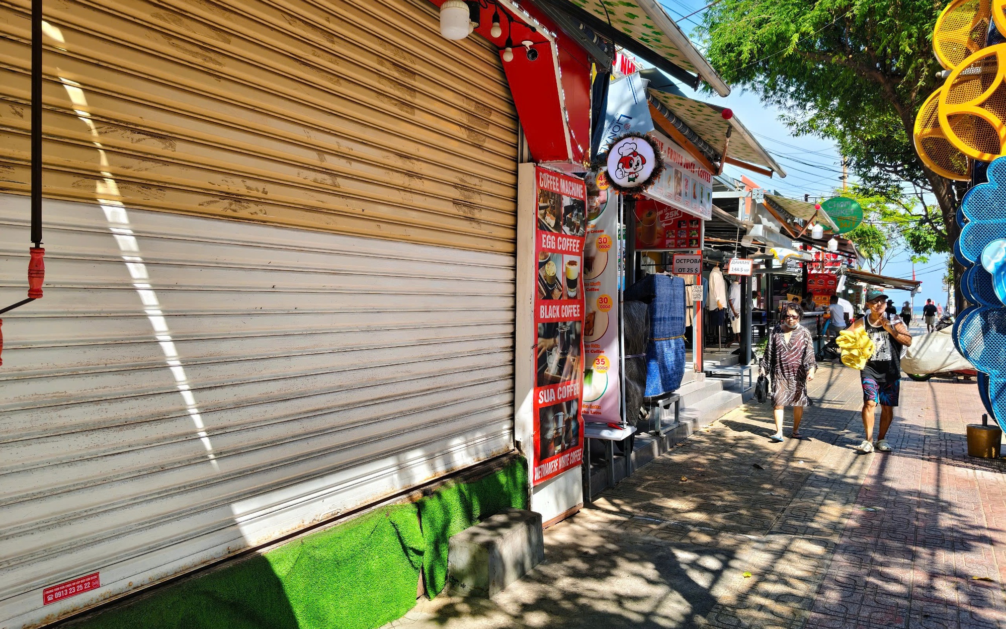 Xô xát, đánh nhau giữa trung tâm Nha Trang: Người quản lý các ki-ốt kêu cứu