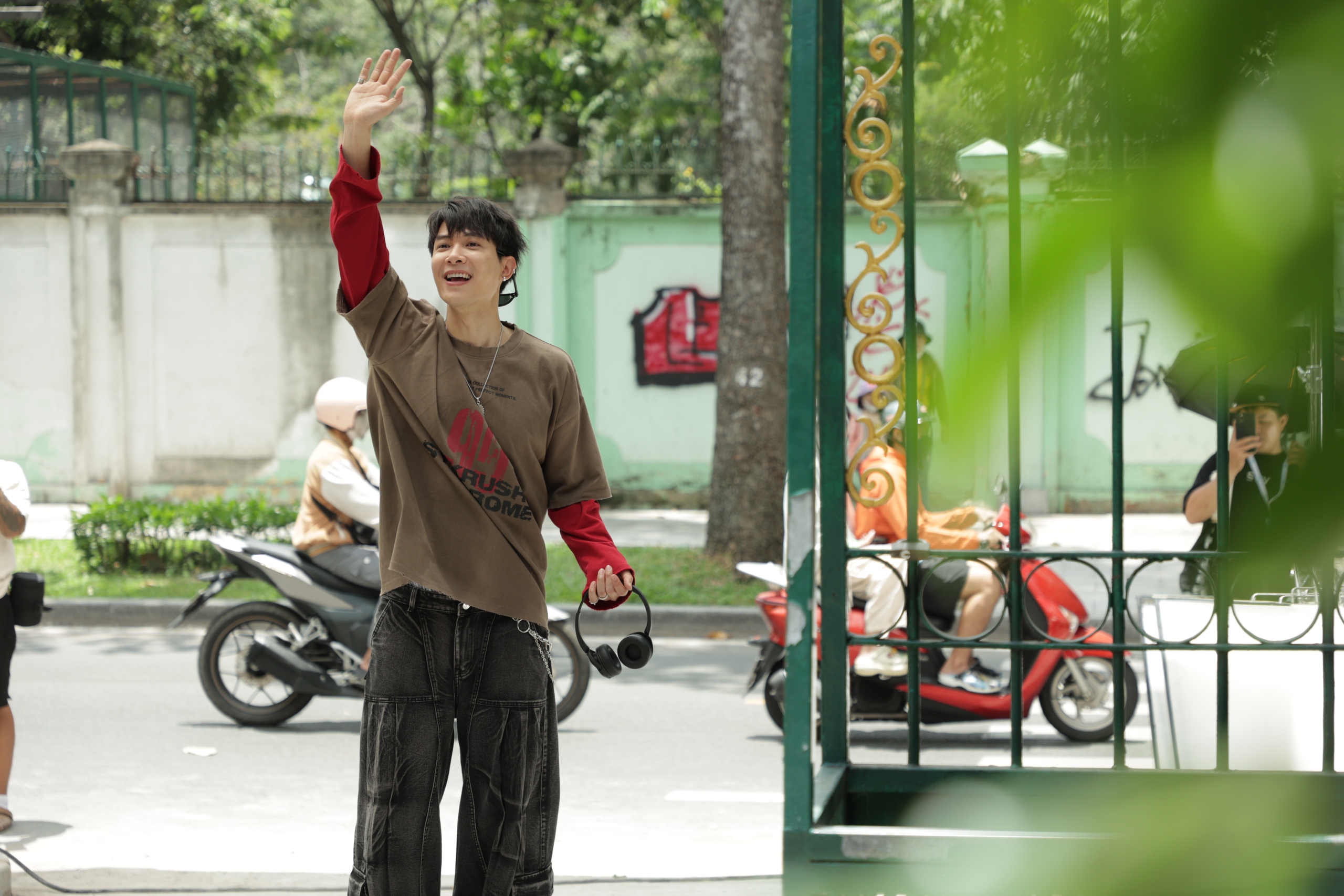 Anh Tú Atus thành "chàng thơ" của Trường Giang - Ảnh 2.