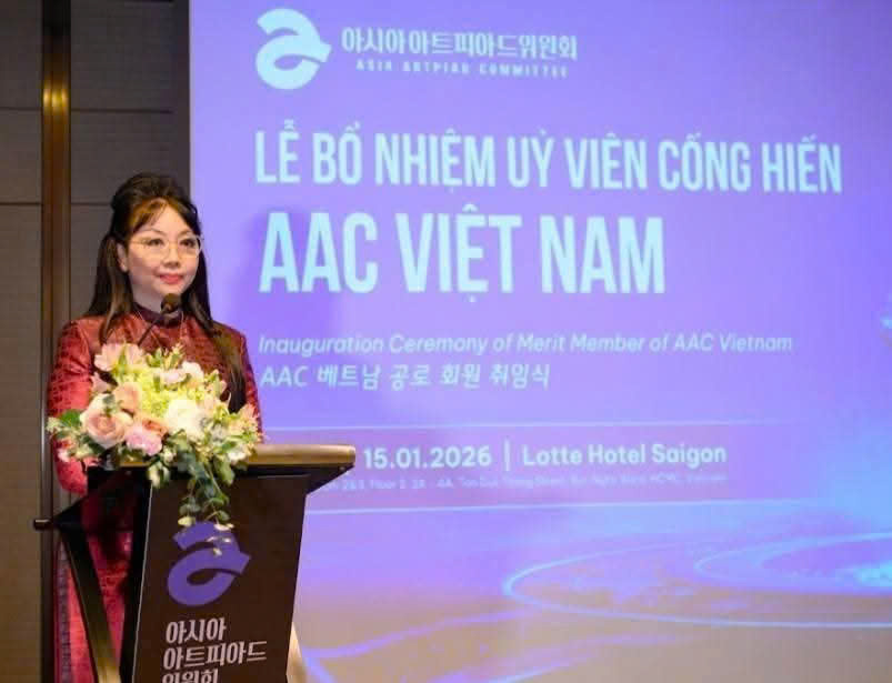 Tiến sĩ- NTK Quỳnh Paris trao giải &ldquo;Nghệ sĩ c&oacute; tr&aacute;i tim nh&acirc;n &aacute;i v&igrave; cộng đồng 2025&rdquo; - Ảnh 4.