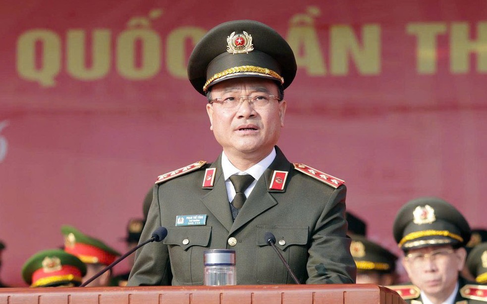 Triển khai thế trận an ninh liên hoàn, hiện đại bảo vệ tuyệt đối an ninh, an toàn Đại hội XIV