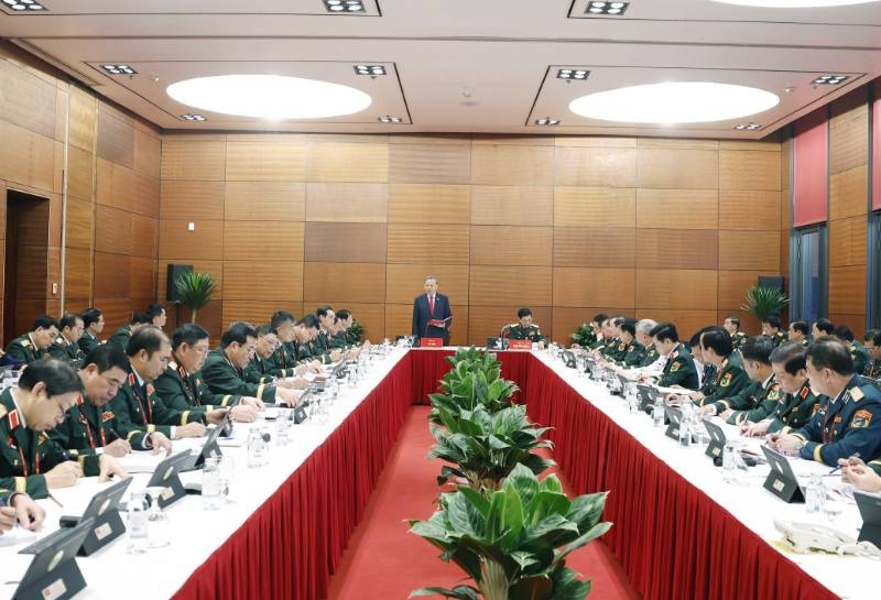 Đại biểu l&agrave;m việc tại Đo&agrave;n, thảo luận c&aacute;c văn kiện Đại hội XIV của Đảng - Ảnh 2.