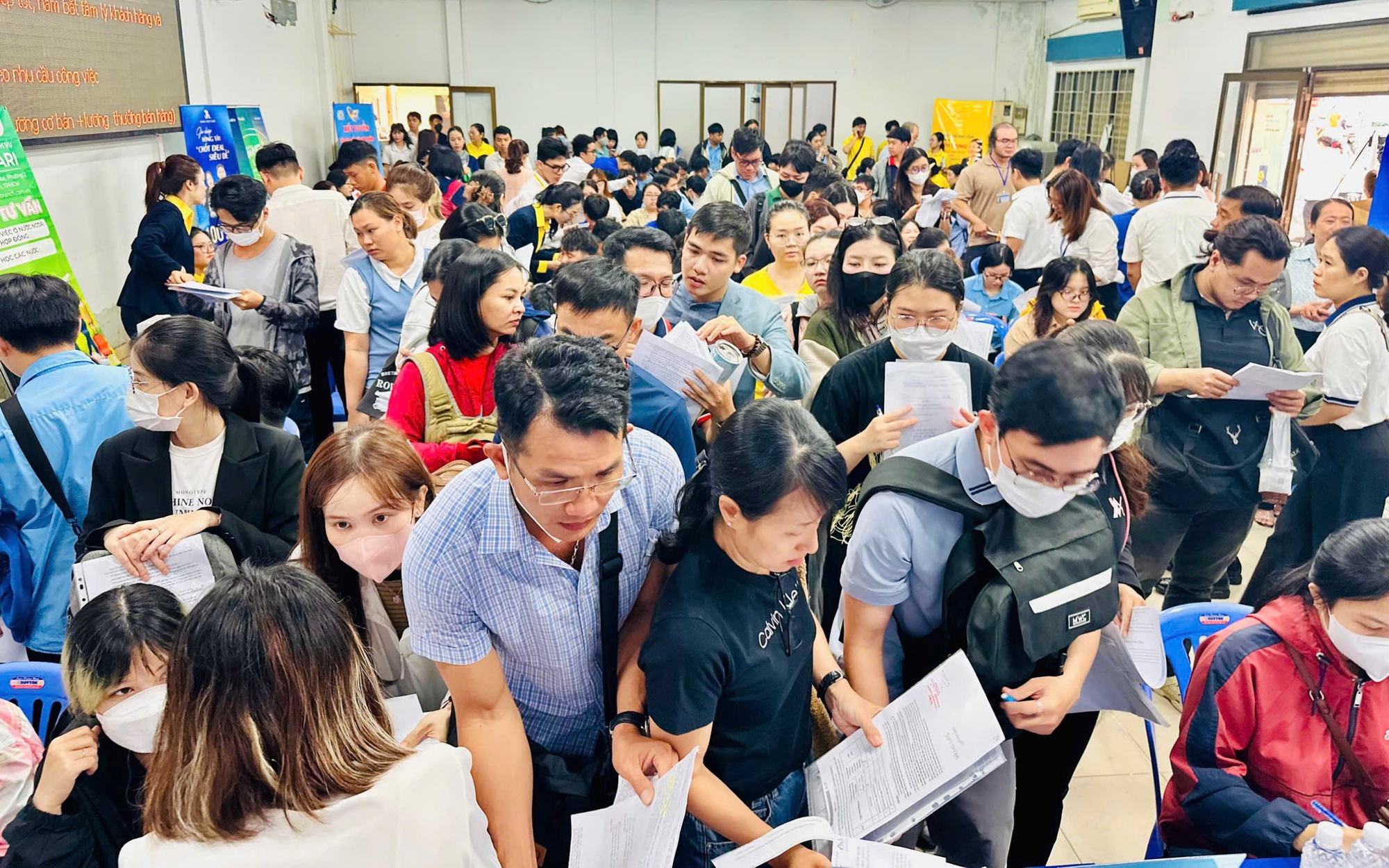 Nhiều thuận lợi đối với người hưởng trợ cấp thất nghiệp