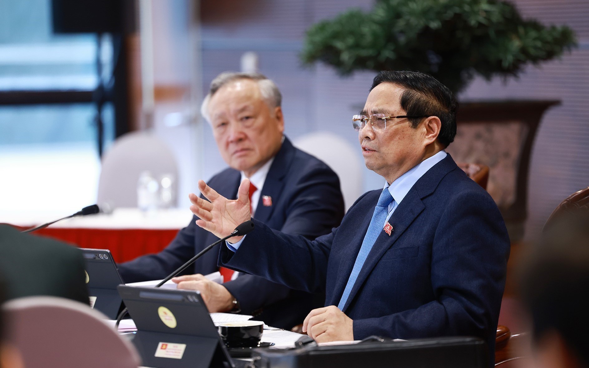 Thảo luận tại Đại hội XIV, Thủ tướng Phạm Minh Chính nhấn mạnh quyết tâm tăng trưởng hai con số