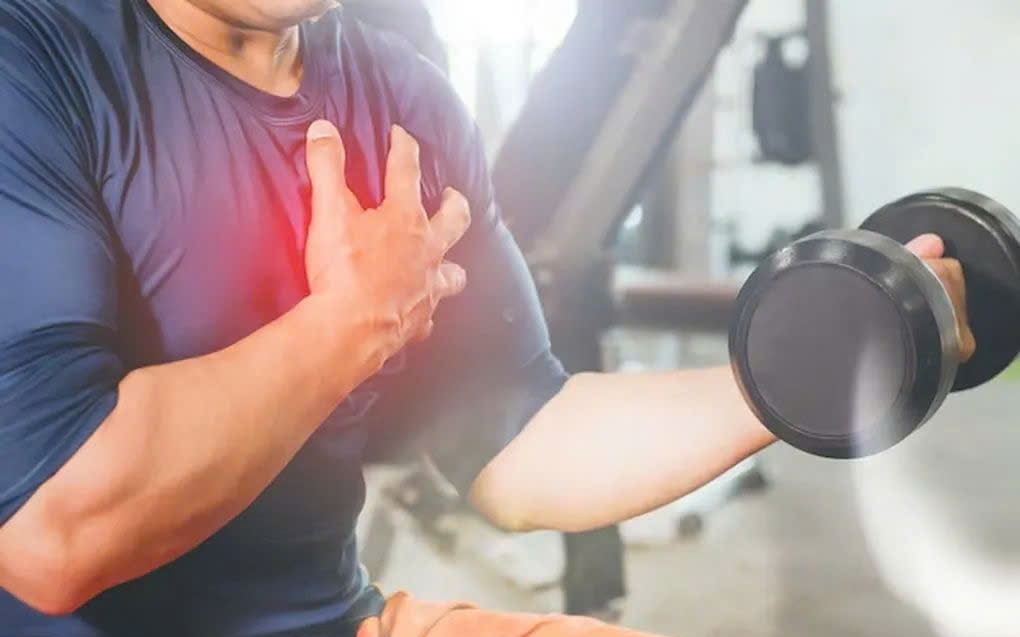 Dấu hiệu cảnh báo nên ngừng chơi thể thao để tránh đột quỵ
