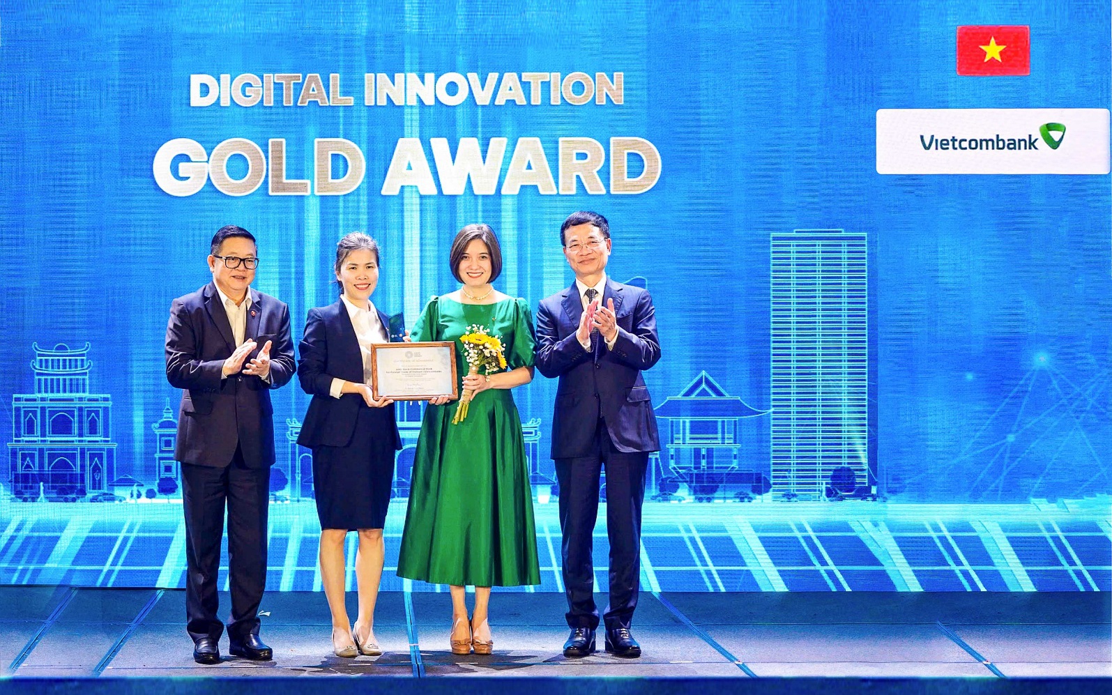 VCB Tablet đạt Giải Vàng hạng mục Digital innovation tại ASEAN Digital Awards 2026