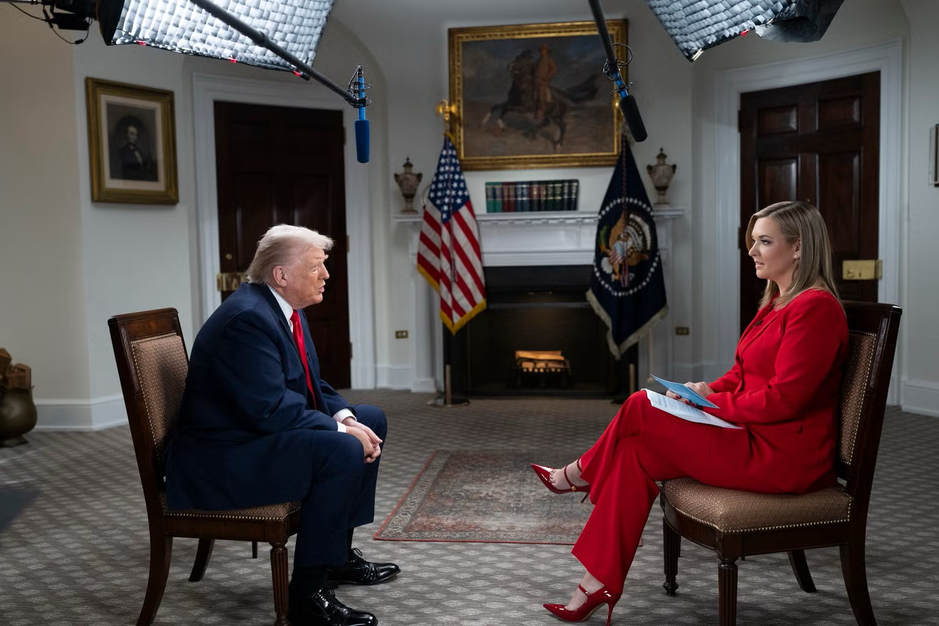 Mỹ có vũ khí bí mật “không ai biết”, ông Trump úp mở sau vụ bắt ông Maduro - Ảnh 1.