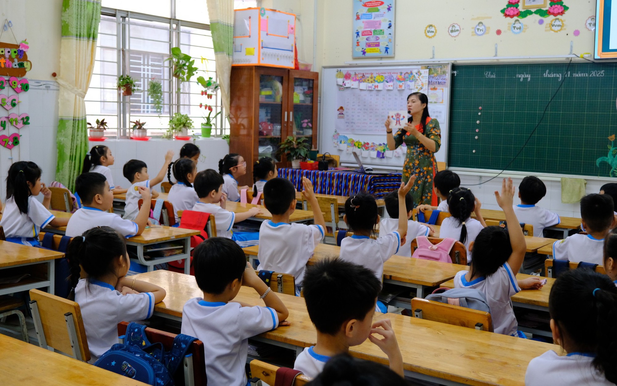 Cần Thơ tổ chức học 2 buổi/ngày và mời nghệ sĩ, vận động viên tham gia giảng dạy