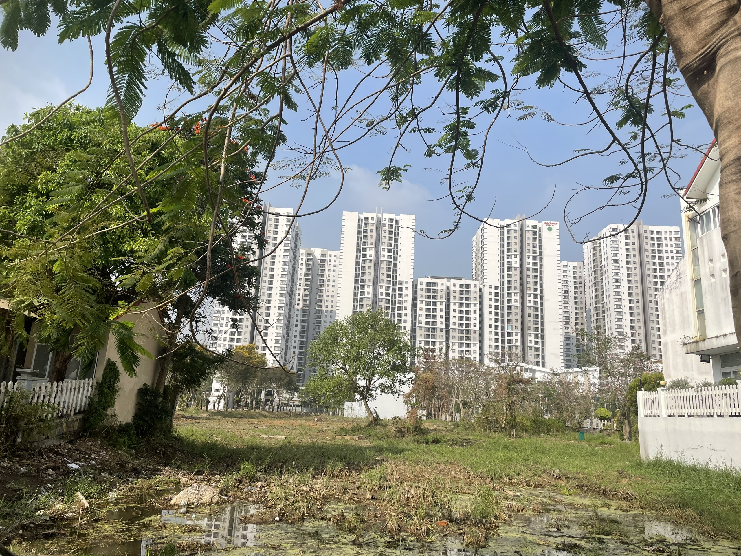 Lãi suất tăng và mua nhà cuối năm cần lưu ý gì cho người tiêu dùng - Ảnh 3.