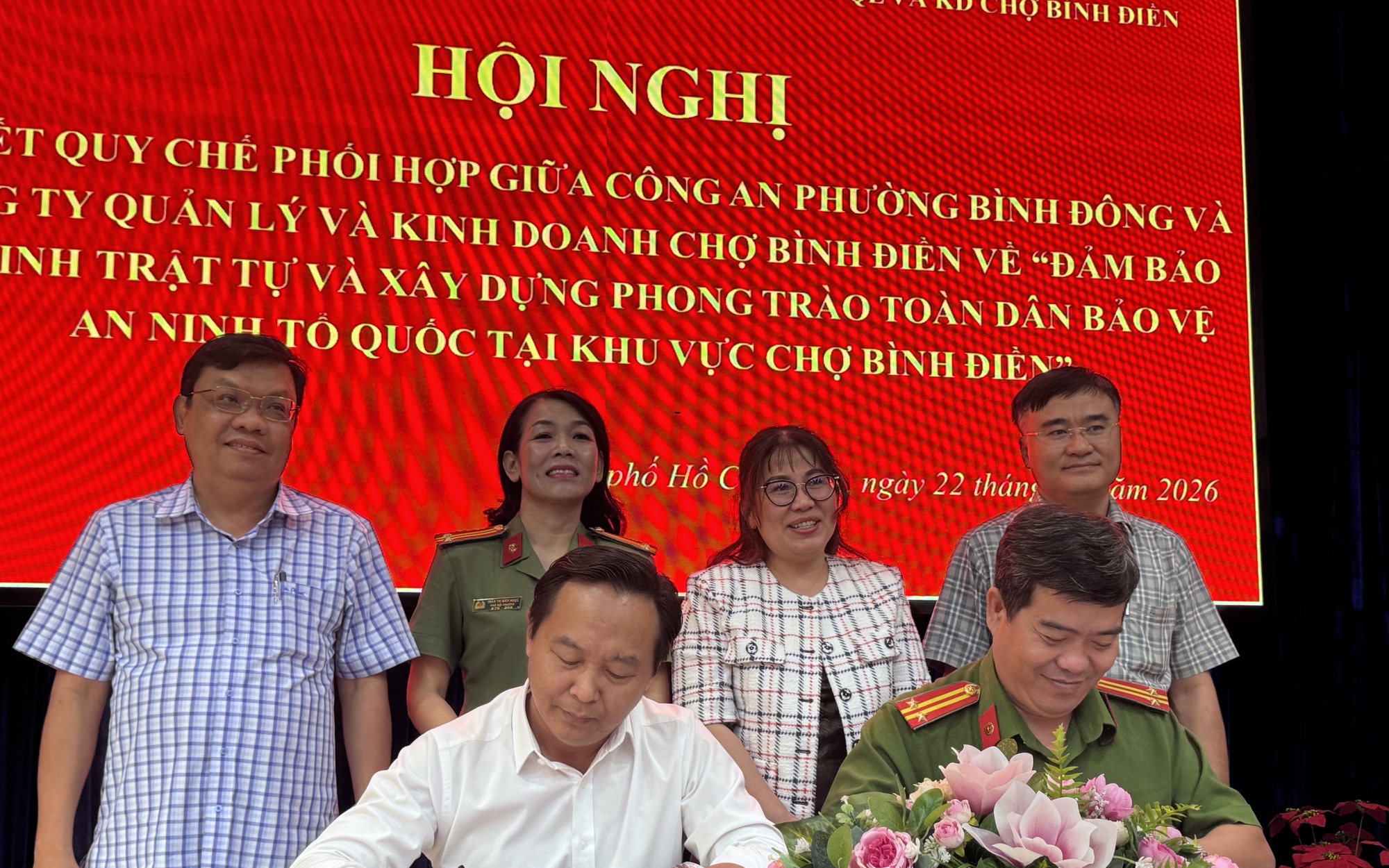 Sẵn sàng trấn áp tội phạm tại chợ Bình Điền, TP HCM
