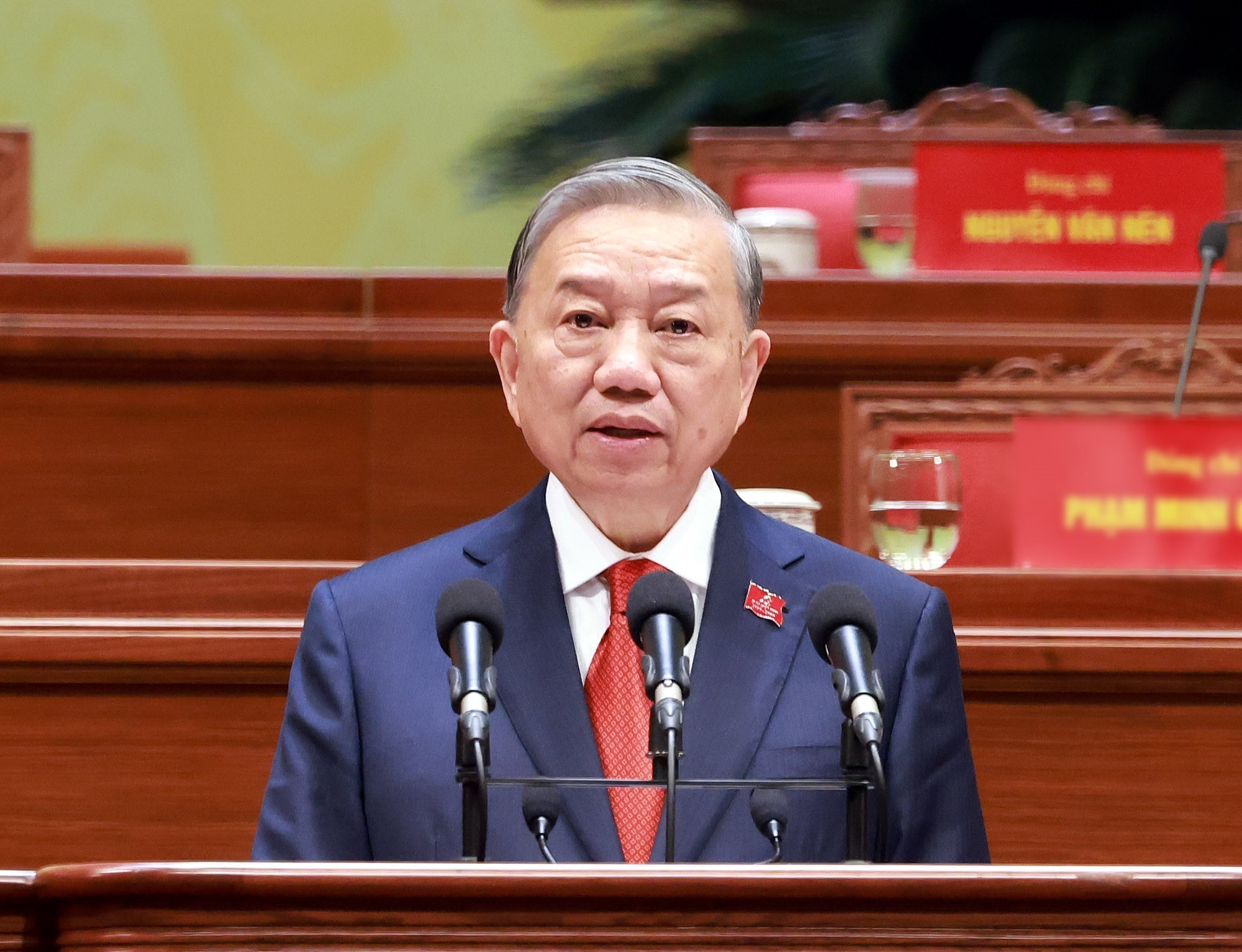Ra mắt Ban Chấp hành Trung ương khóa XIV - Ảnh 1.