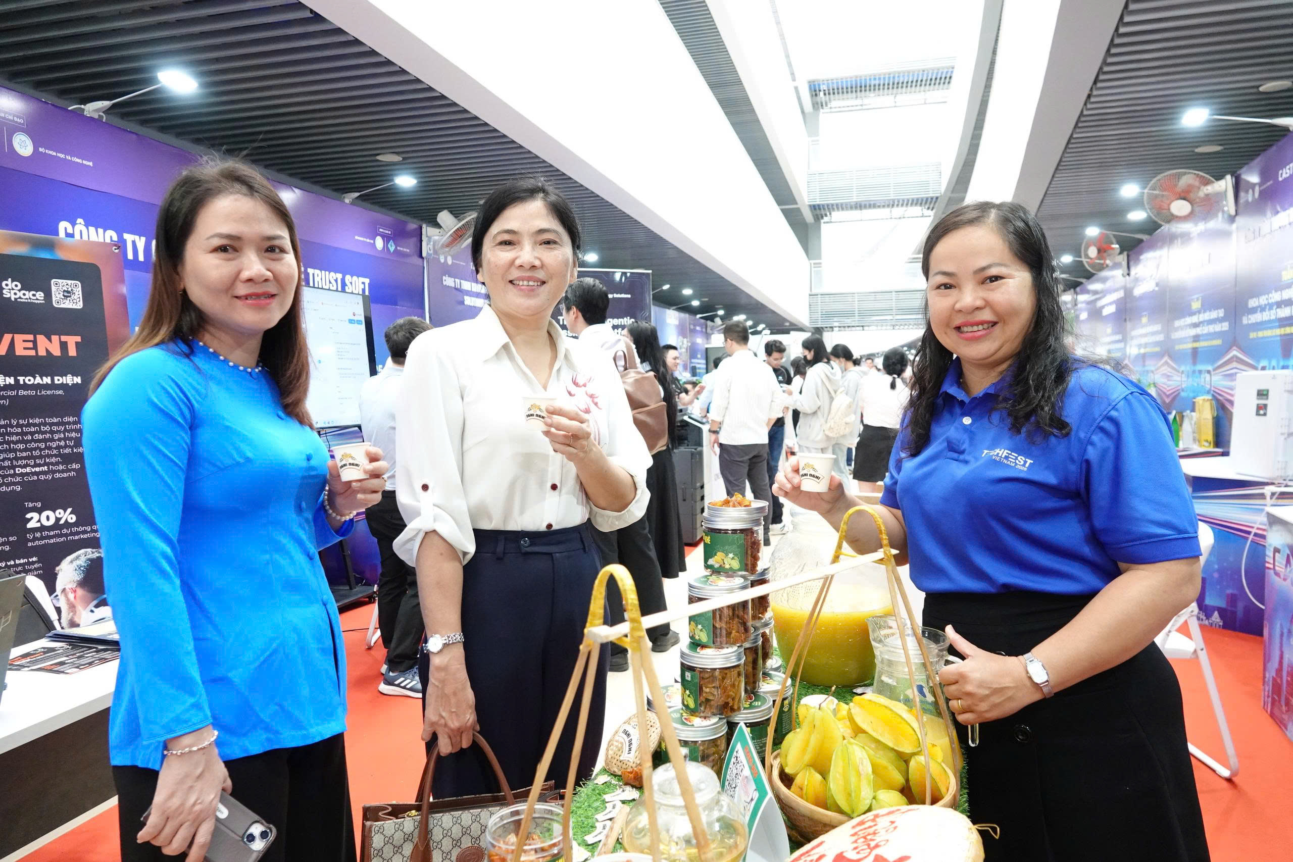 C&ocirc; gi&aacute;o Cần Thơ khởi nghiệp th&agrave;nh c&ocirc;ng từ mứt khế chua , n&acirc;ng tầm gi&aacute; trị tr&aacute;i c&acirc;y - Ảnh 5.