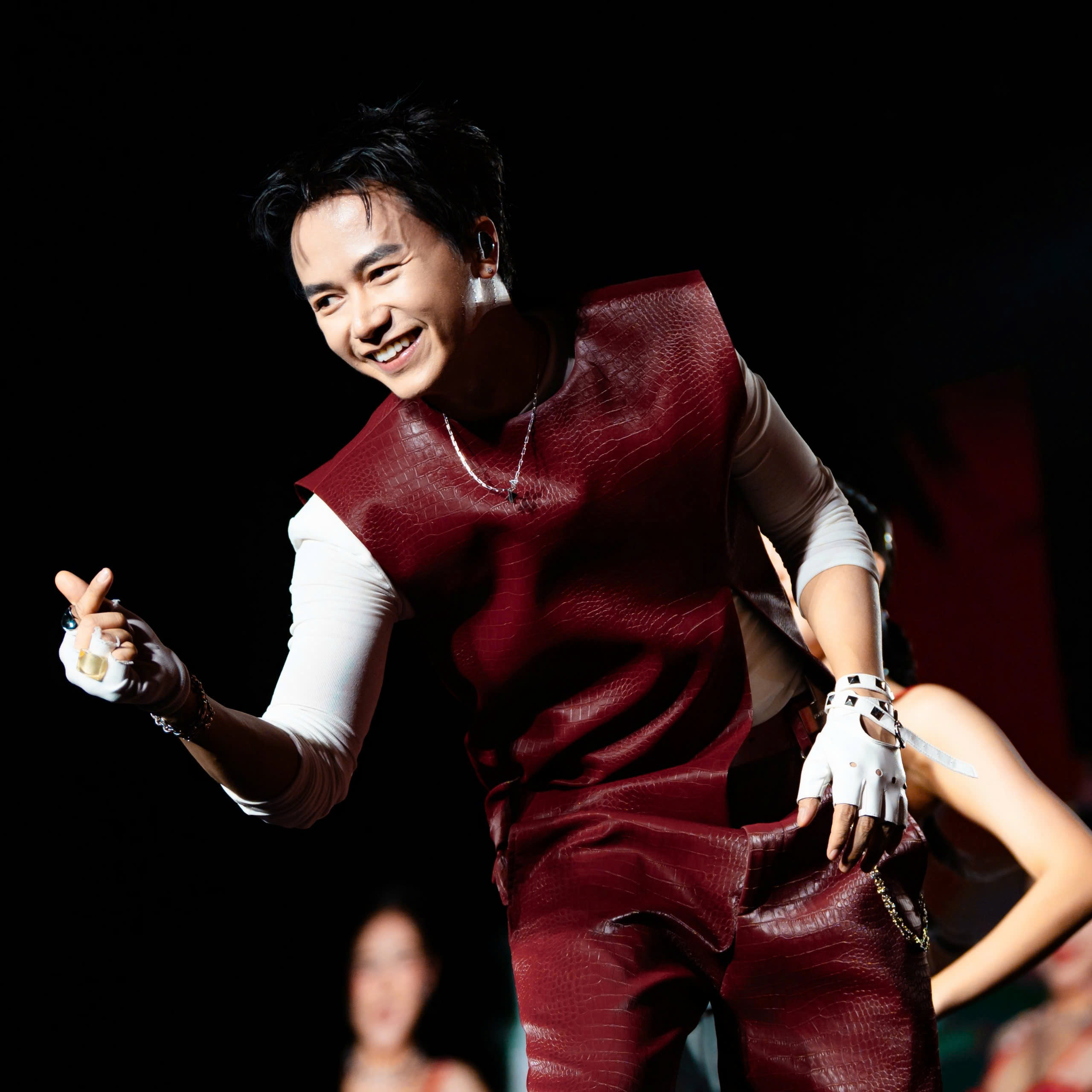 AirAsia THE NEXT Live Concert 2026 ấn tượng với hơn 12.000 kh&aacute;n giả  - Ảnh 9.