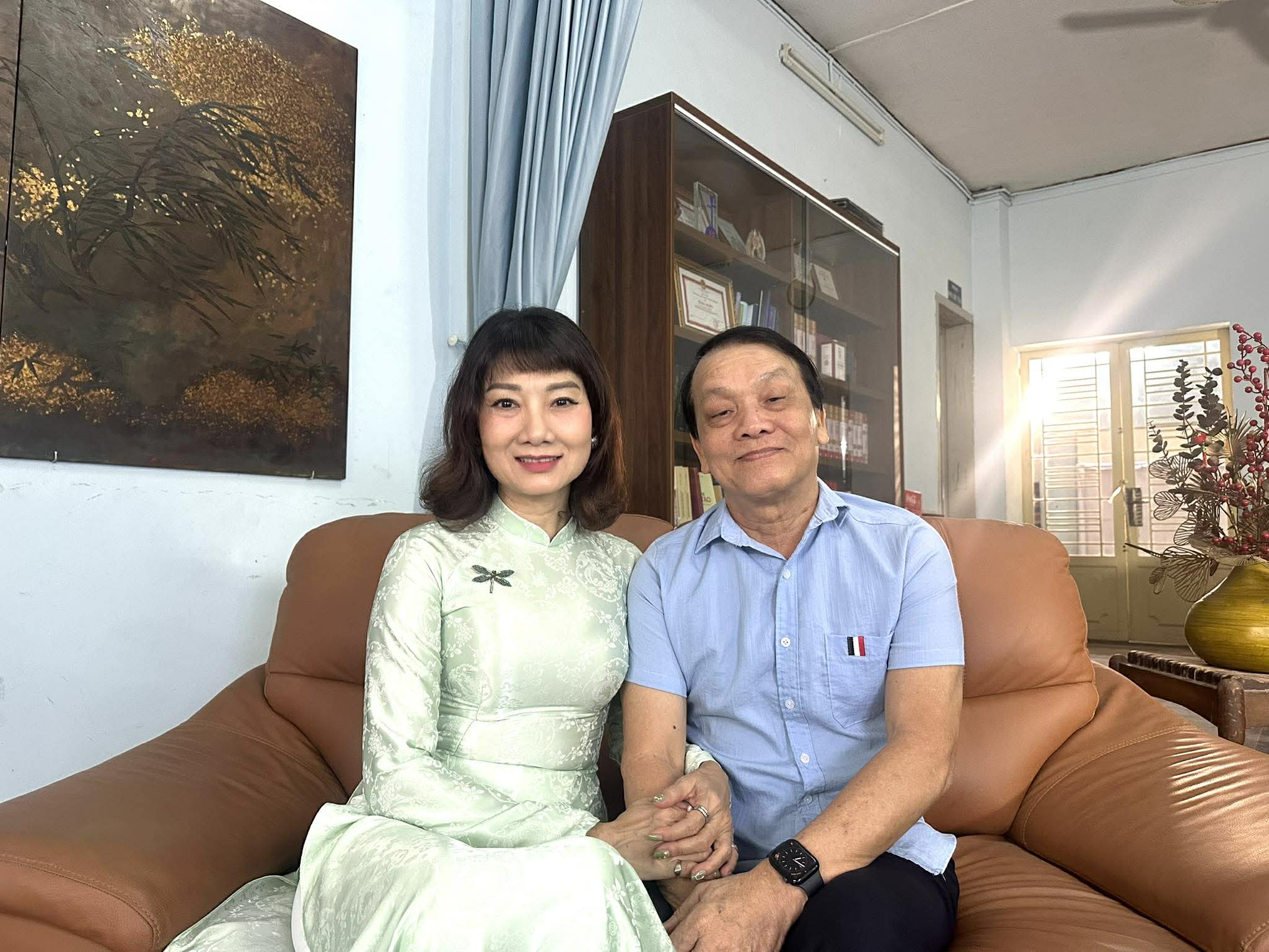 Nghệ sĩ tề tựu ch&uacute;c mừng Tọa đ&agrave;m "Kỳ nữ Kim Cương với thoại kịch miền Nam" - Ảnh 5.