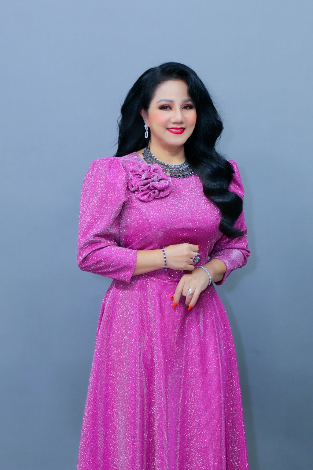 Ca sĩ Ngọc &Aacute;nh lần đầu tham gia Vầng trăng cổ nhạc với NSND Lệ Thủy, Thanh Nam  - Ảnh 1.