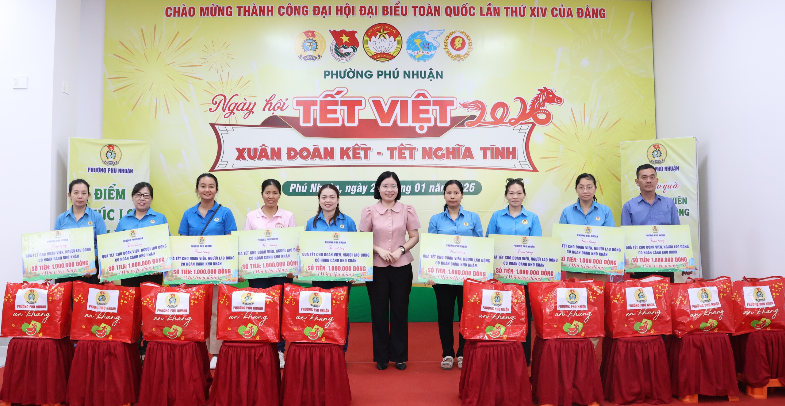 Tết nghĩa tình giữa phố thị: Ngày hội Tết Việt ở phường Phú Nhuận, TPHCM - Ảnh 5.