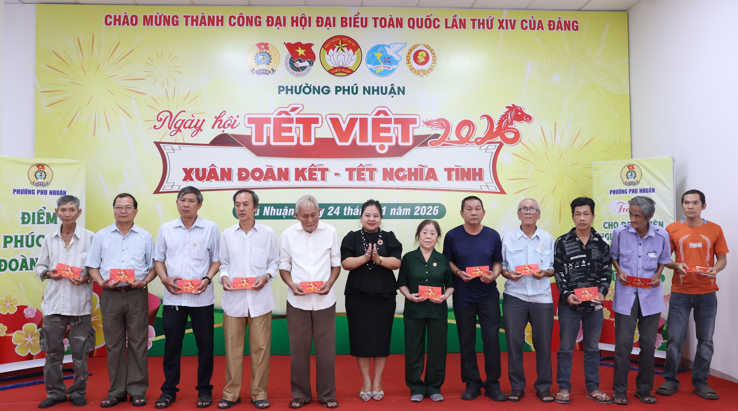 Tết nghĩa tình giữa phố thị: Ngày hội Tết Việt ở phường Phú Nhuận, TPHCM - Ảnh 8.