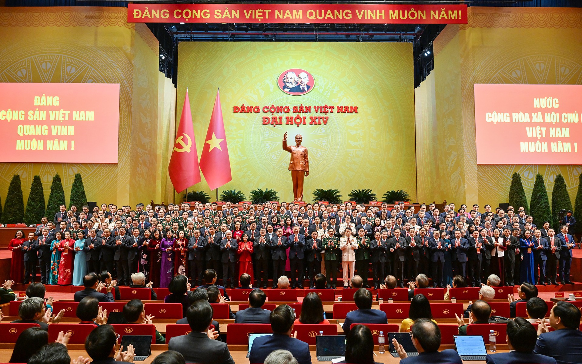 X&acirc;y dựng kh&ocirc;ng gian mạng an to&agrave;n, l&agrave;nh mạnh - Ảnh 2.