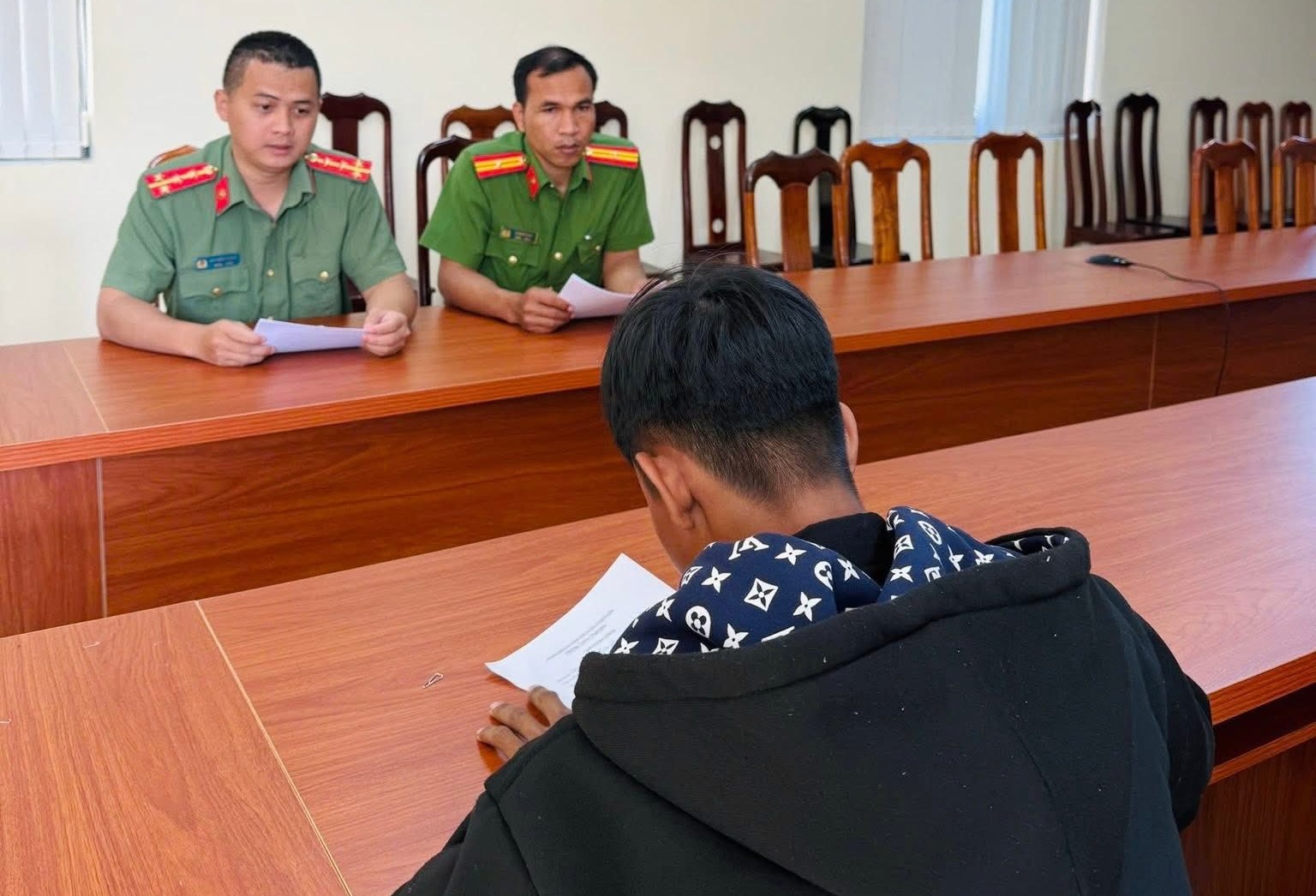 Xử lý thông tin xuyên tạc về lực lượng cảnh sát giao thông tại Đắk Lắk - Ảnh 1.