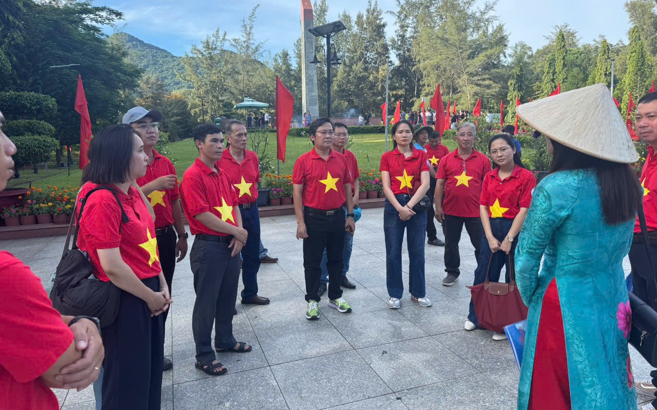 Tất cả vì hạnh phúc của nhân dân - Ảnh 2.
