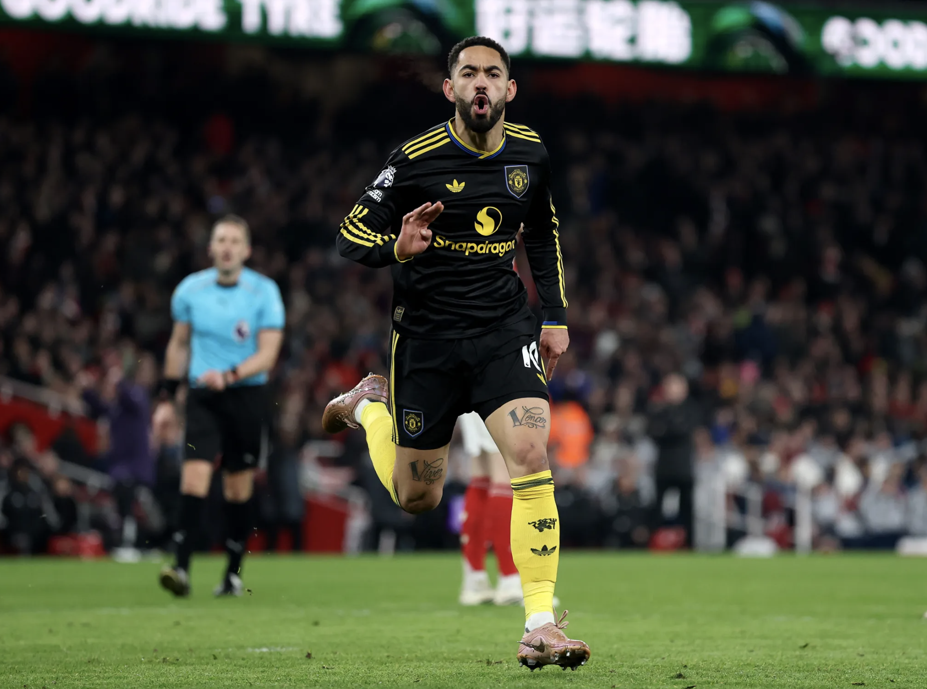 Ghi bàn hạ gục Arsenal, Cunha có nguy cơ nhận án phạt nặng - Ảnh 1.