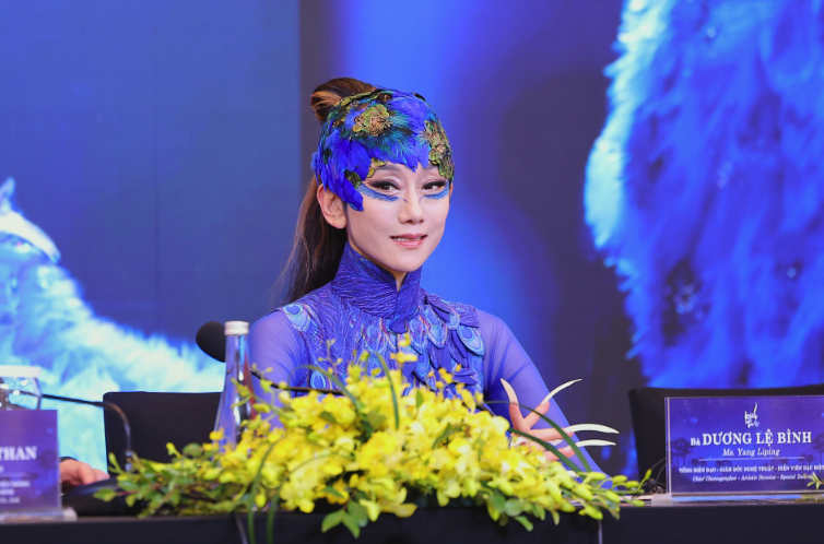 Nghệ sĩ Dương Lệ Bình lần đầu mang "Khổng tước" tới Hà Nội - Ảnh 1.