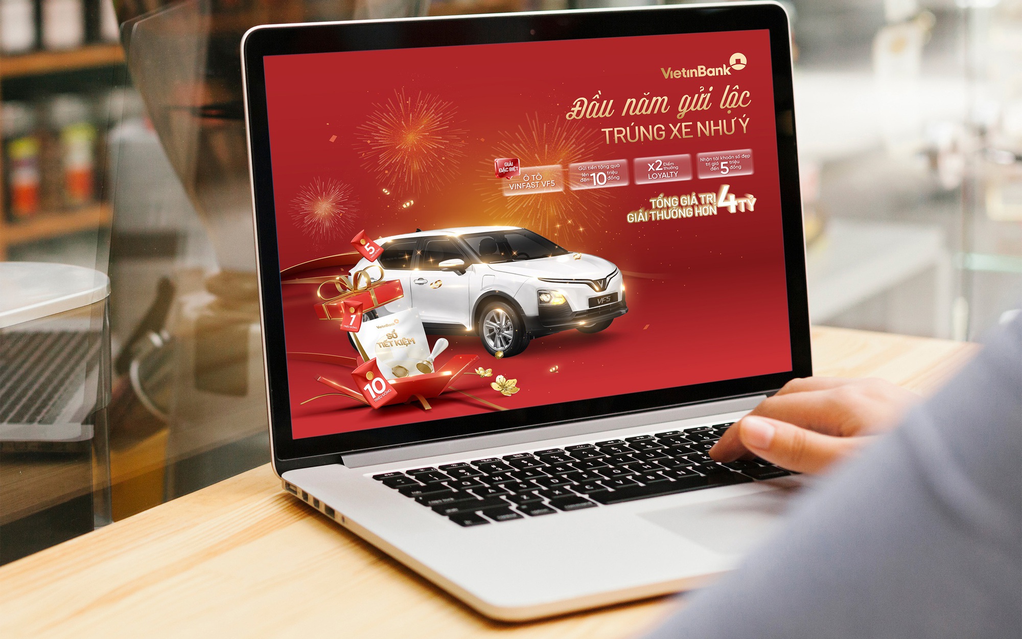 Trúng ô tô điện VinFast VF5 khi gửi tiết kiệm tại VietinBank