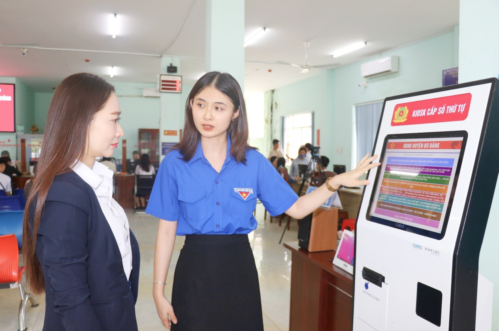 Tiền lương, tài sản của cán bộ, công chức được quản lý online - Ảnh 1.