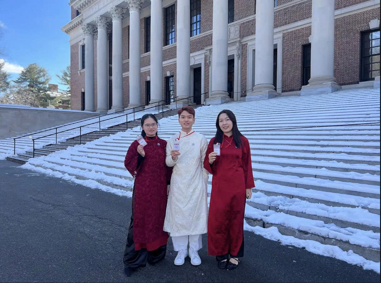 Chân dung 3 sinh viên đại diện Việt Nam tham gia hội nghị HUAP 2026 tại ĐH Harvard - Ảnh 3.