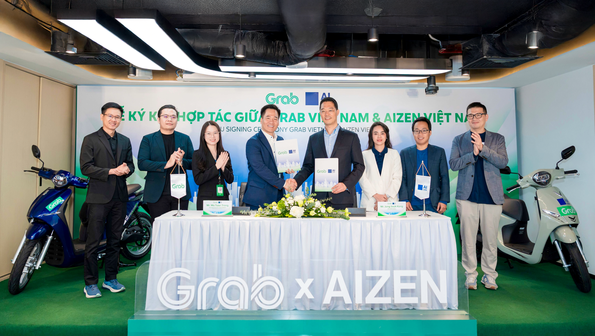 Grab Việt Nam hợp t&aacute;c với AIZEN Việt Nam - Ảnh 1.