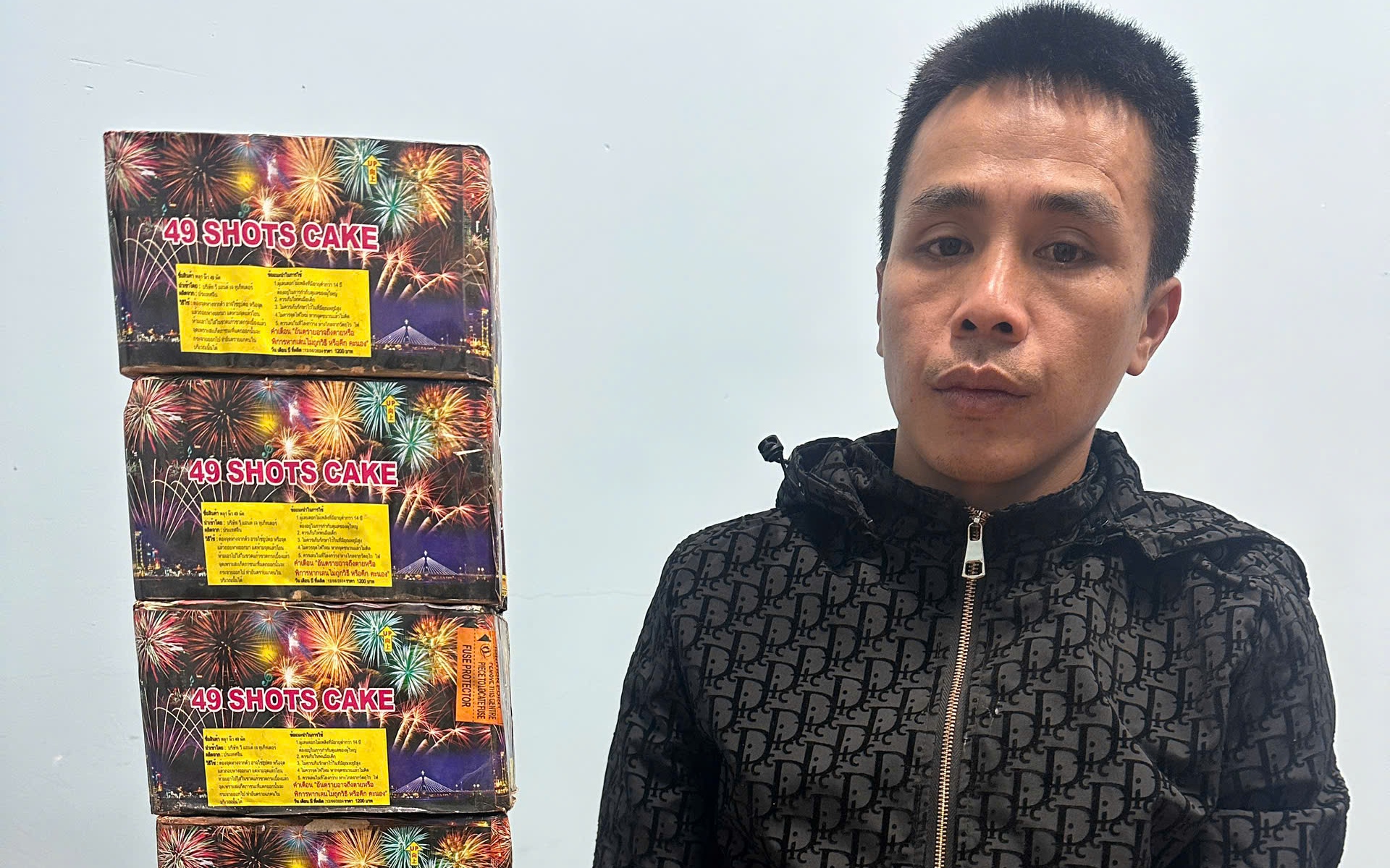Mất Tết vì “mê” pháo hoa!