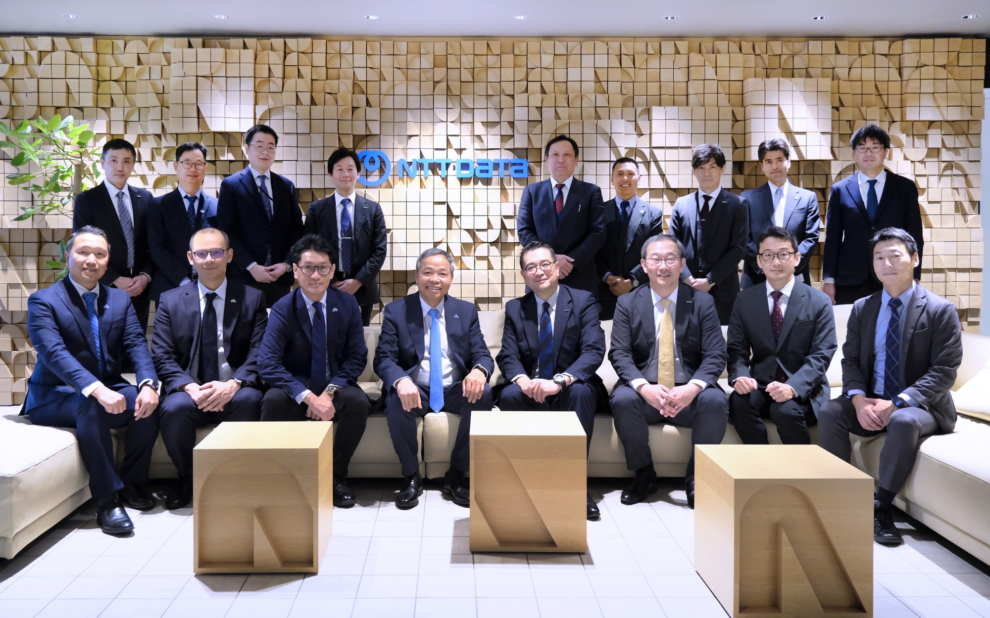 CMC bắt tay NTT DATA, tăng tốc chinh phục thị trường Nhật Bản
